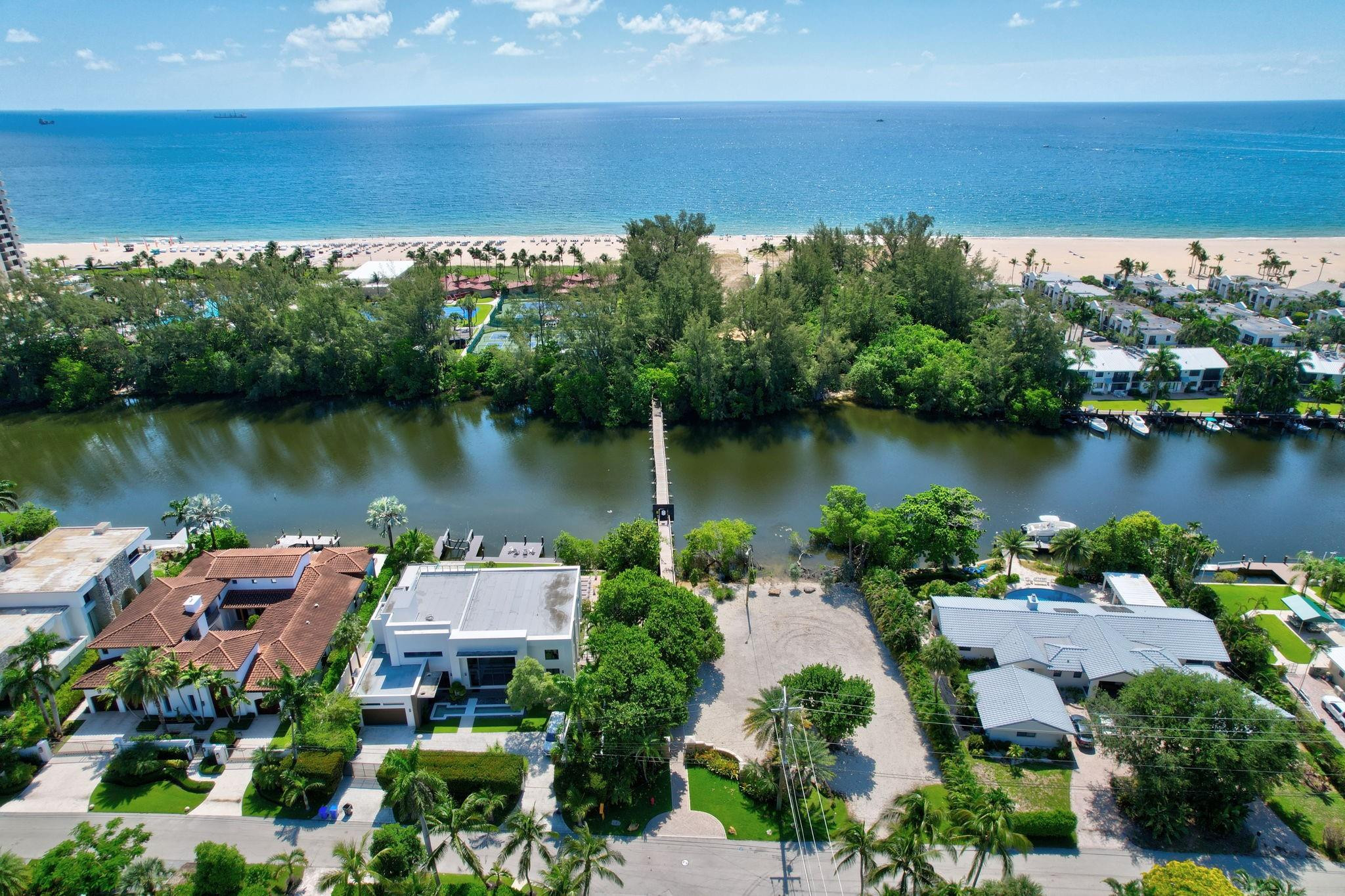1518 E Lake, Fort Lauderdale FL 33316