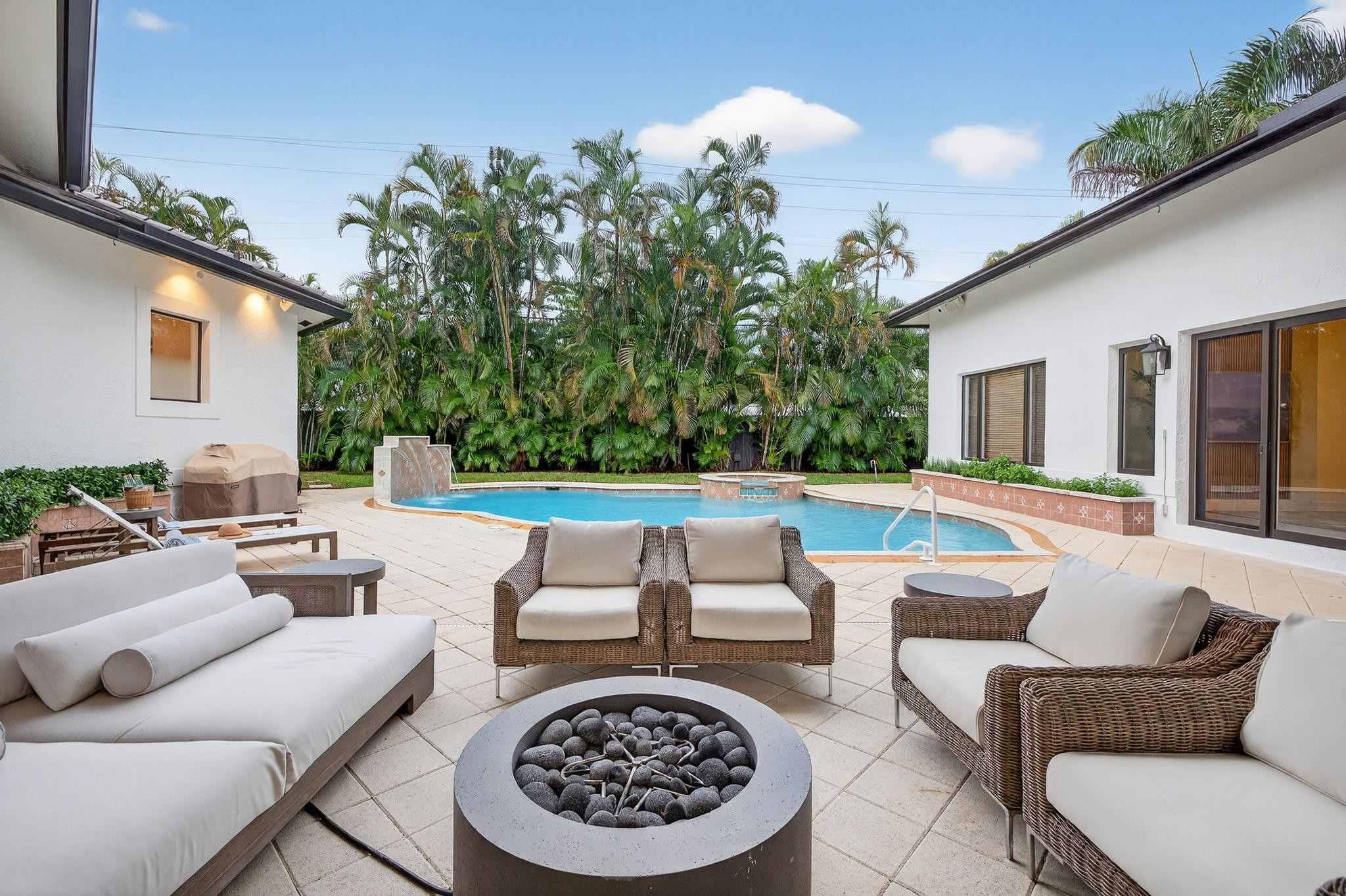 1518 E Lake, Fort Lauderdale FL 33316