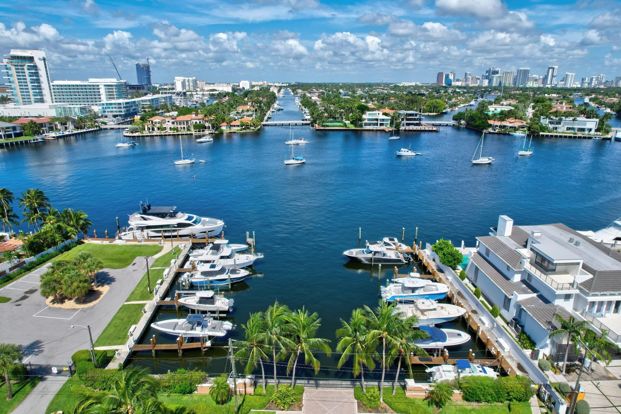 1518 E Lake, Fort Lauderdale FL 33316