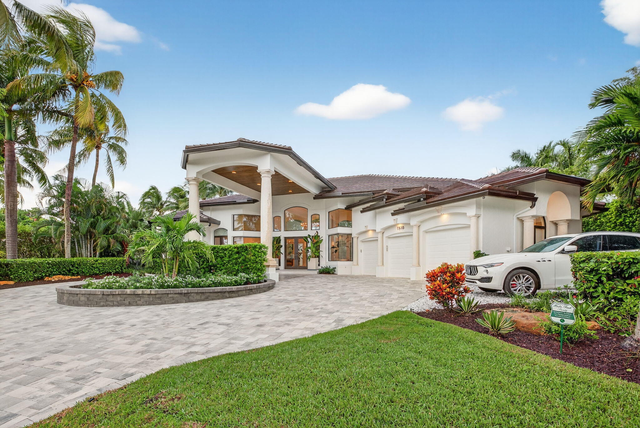 1518 E Lake, Fort Lauderdale FL 33316