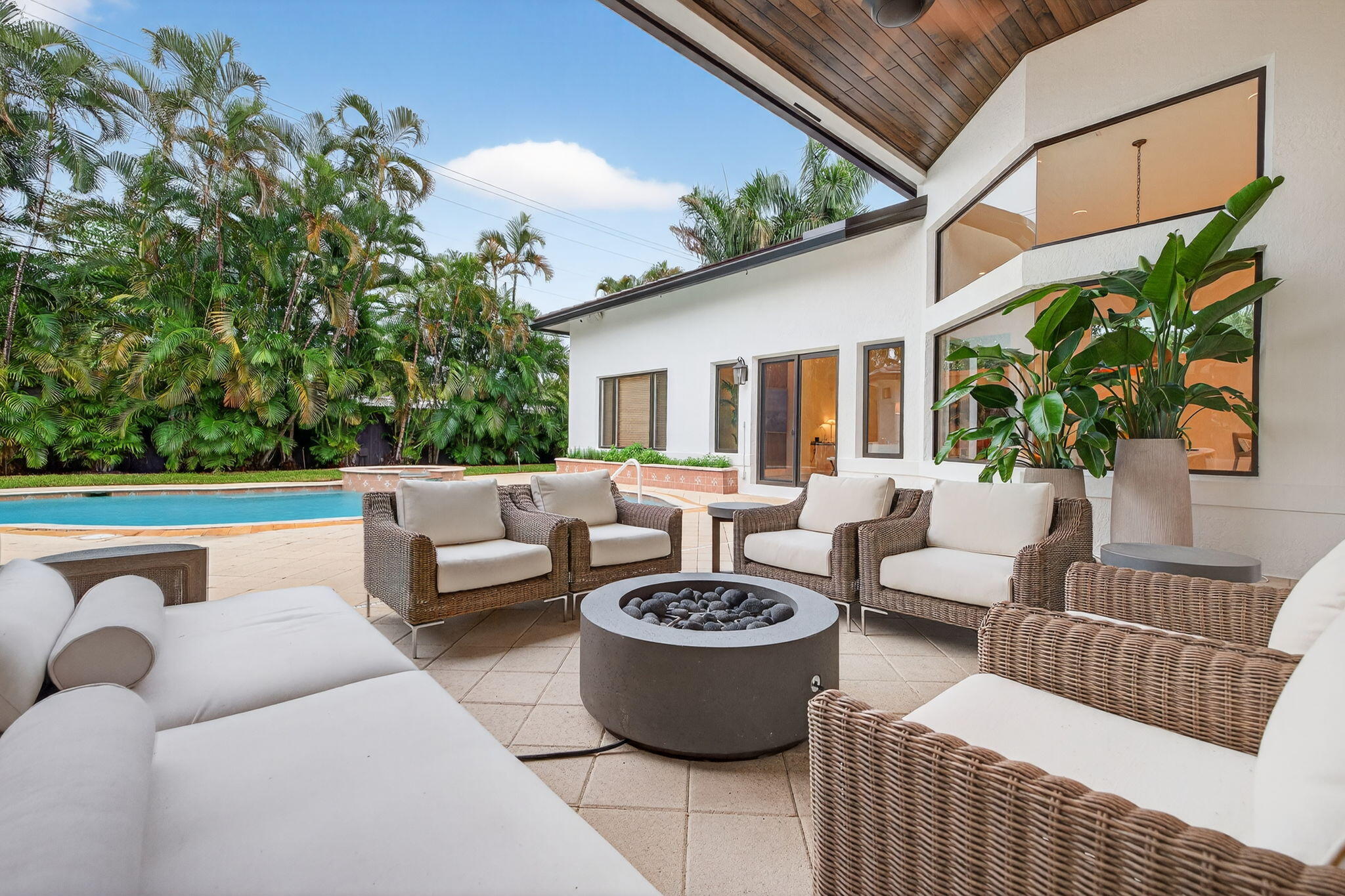 1518 E Lake, Fort Lauderdale FL 33316