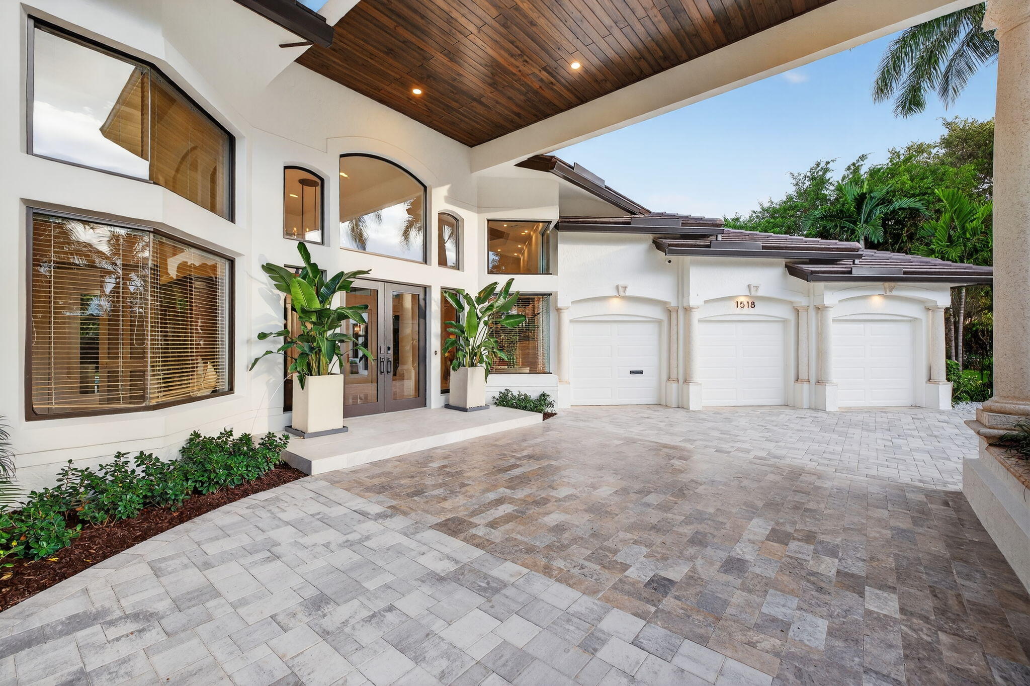1518 E Lake, Fort Lauderdale FL 33316