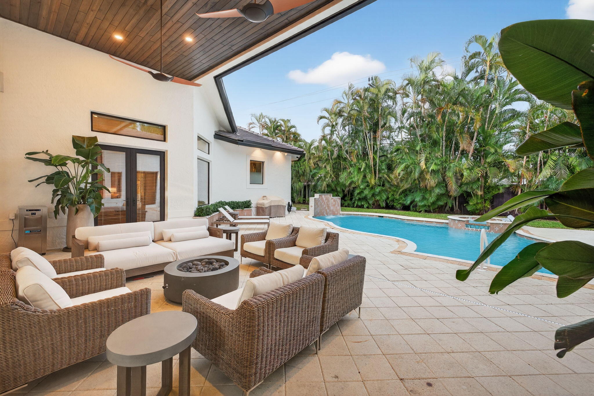 1518 E Lake, Fort Lauderdale FL 33316