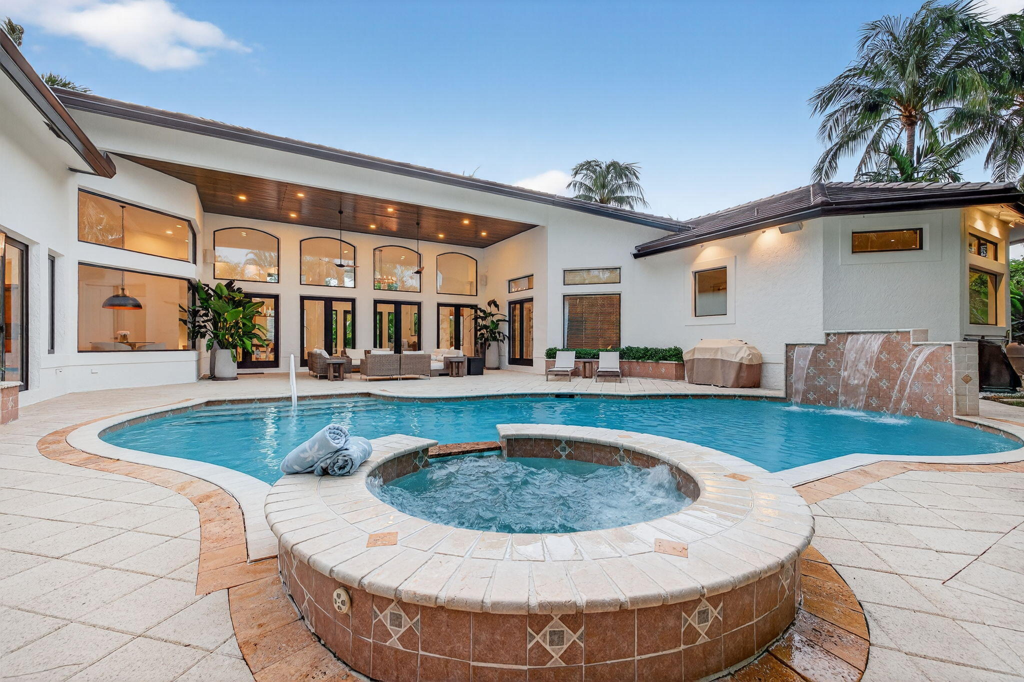 1518 E Lake, Fort Lauderdale FL 33316