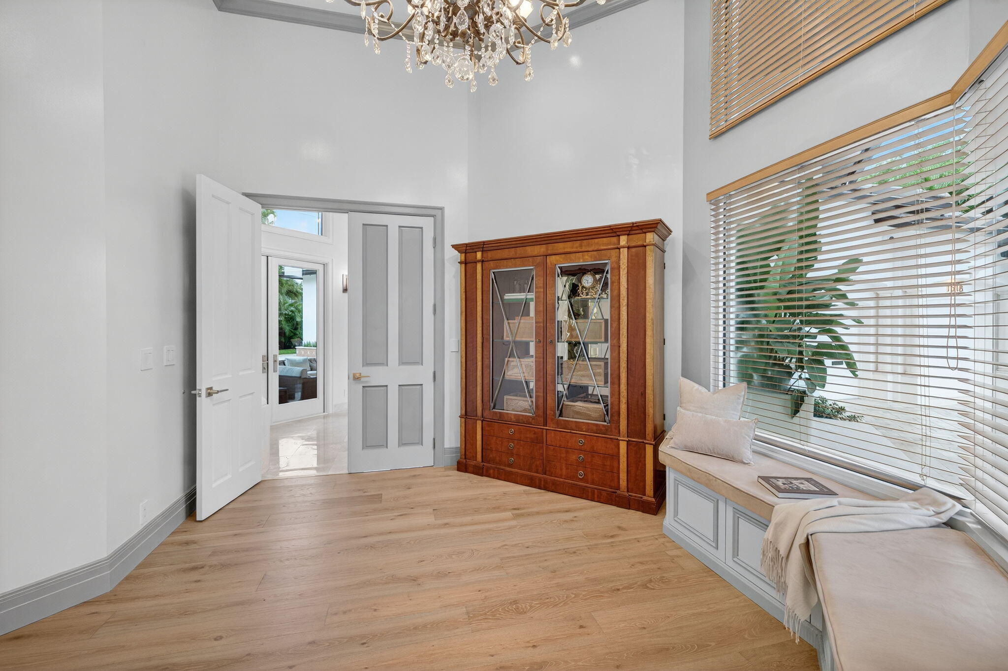 1518 E Lake, Fort Lauderdale FL 33316