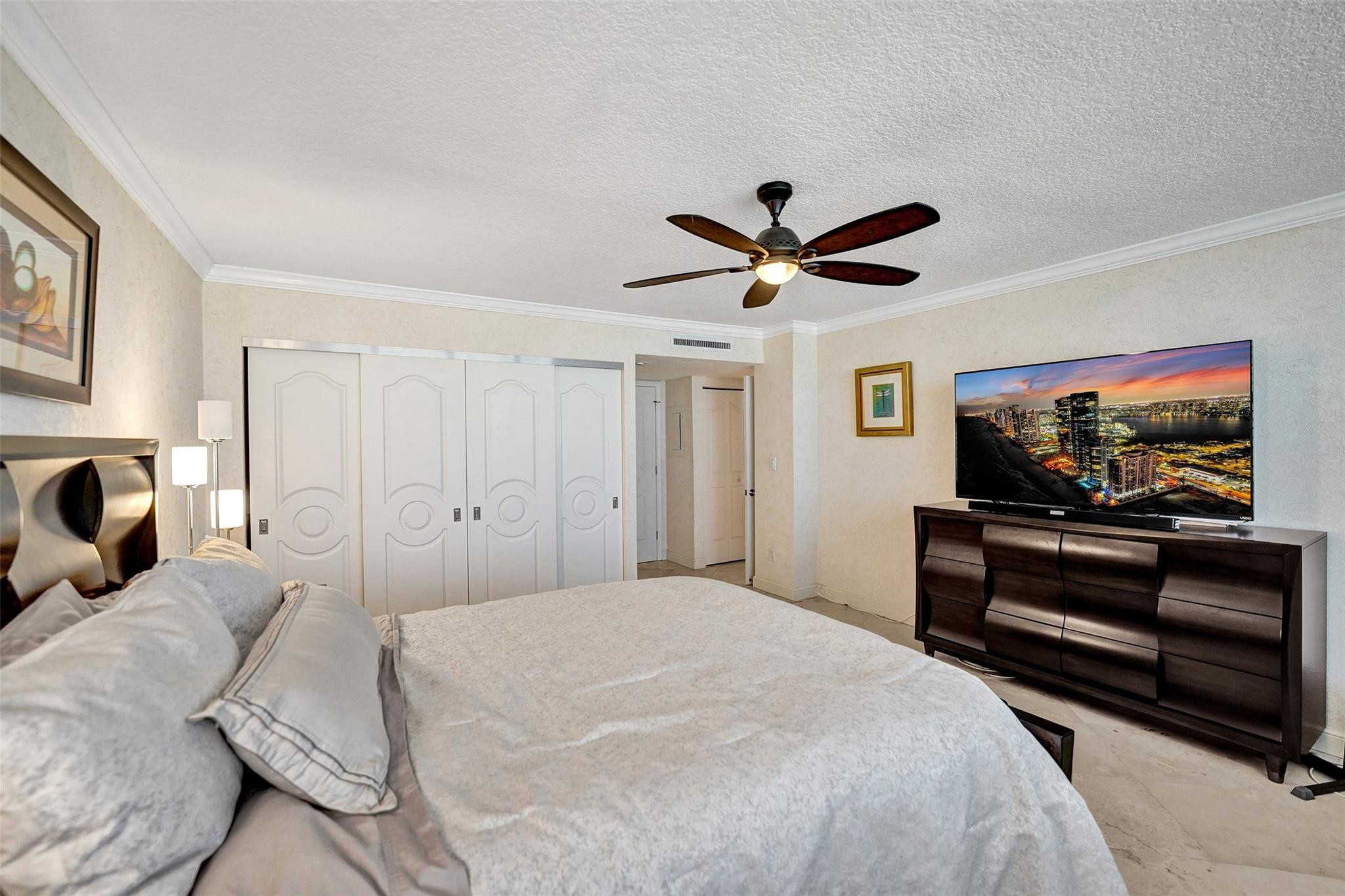 936 Intracoastal #11c, Fort Lauderdale FL 33304