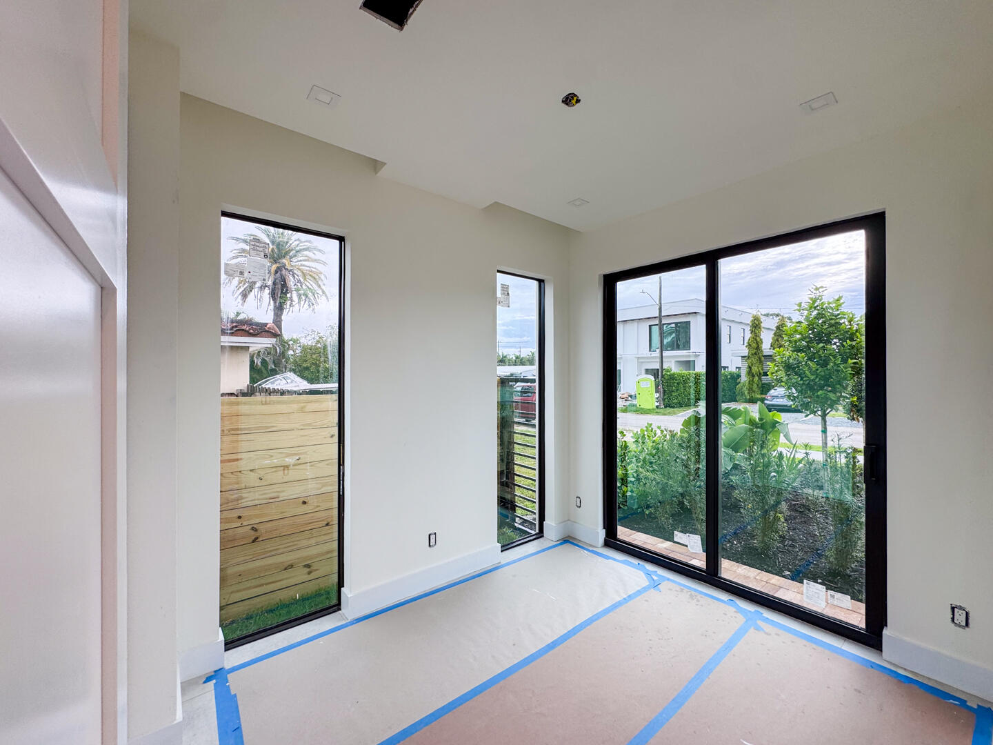 1319 NE 14th #1319, Fort Lauderdale FL 33304