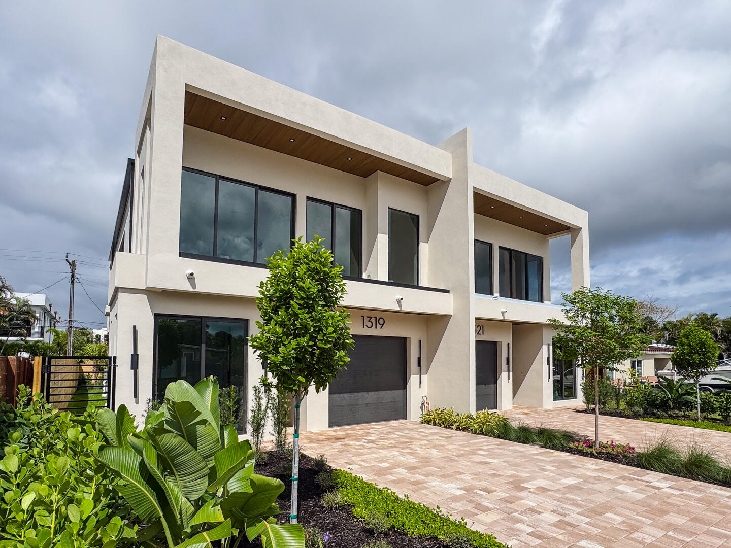 1319 NE 14th #1319, Fort Lauderdale FL 33304