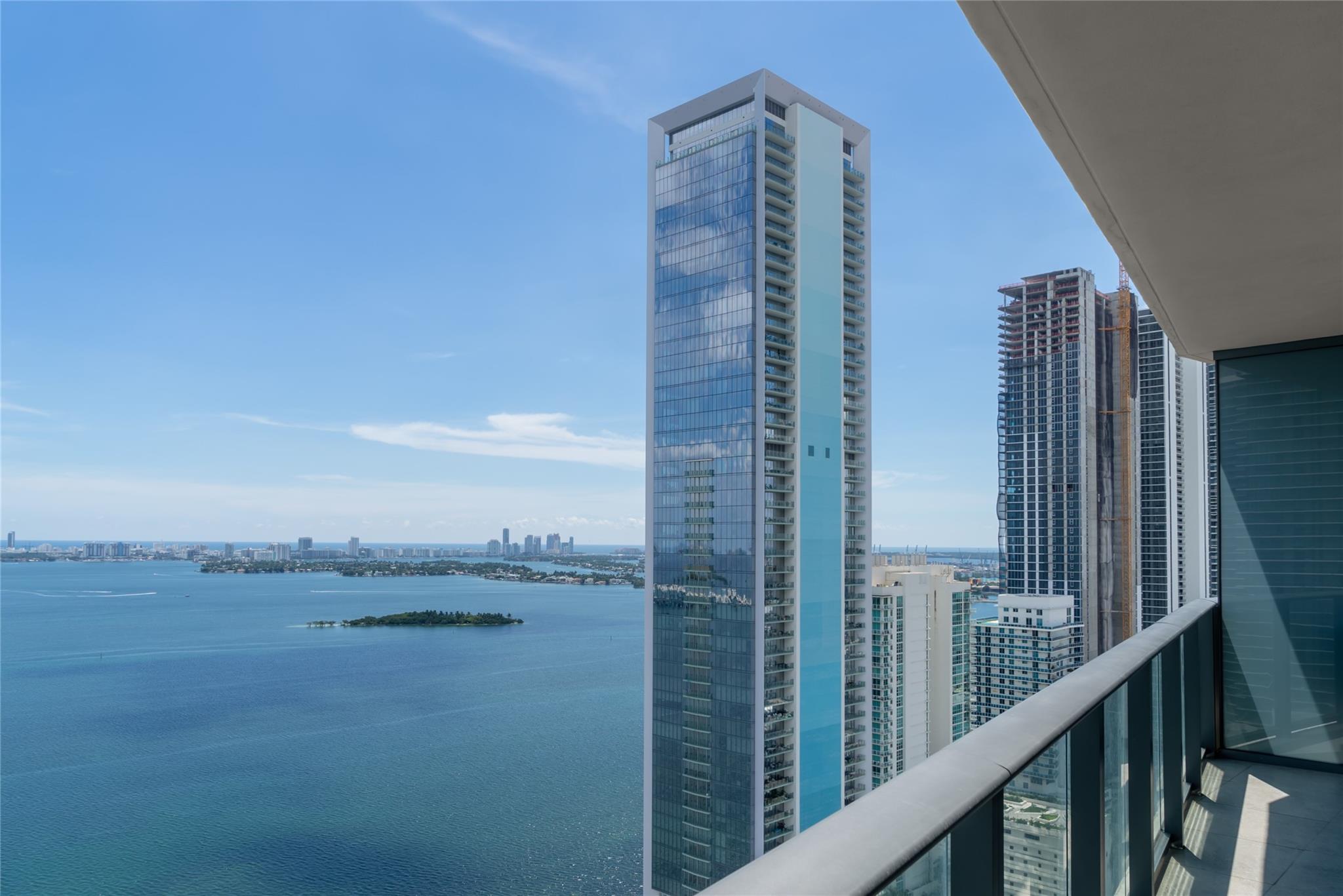 460 NE 28th St #3407, Miami FL 33137
