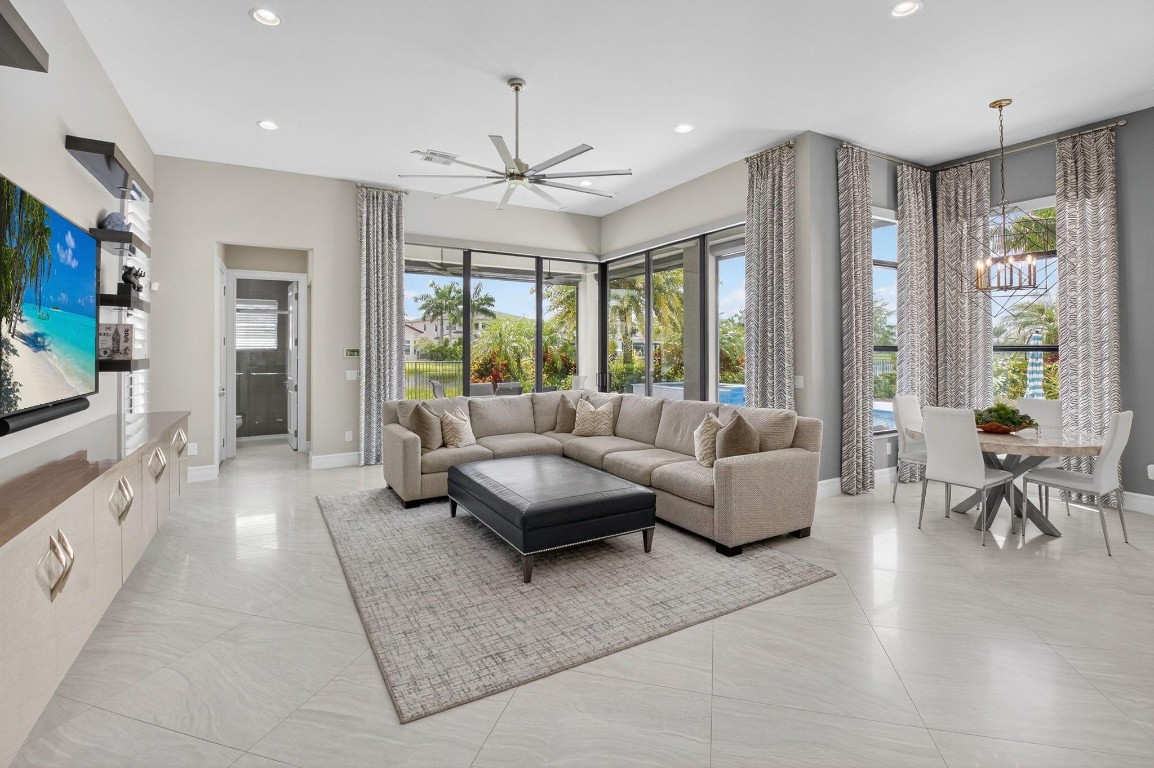 9294 Biaggio, Boca Raton FL 33496