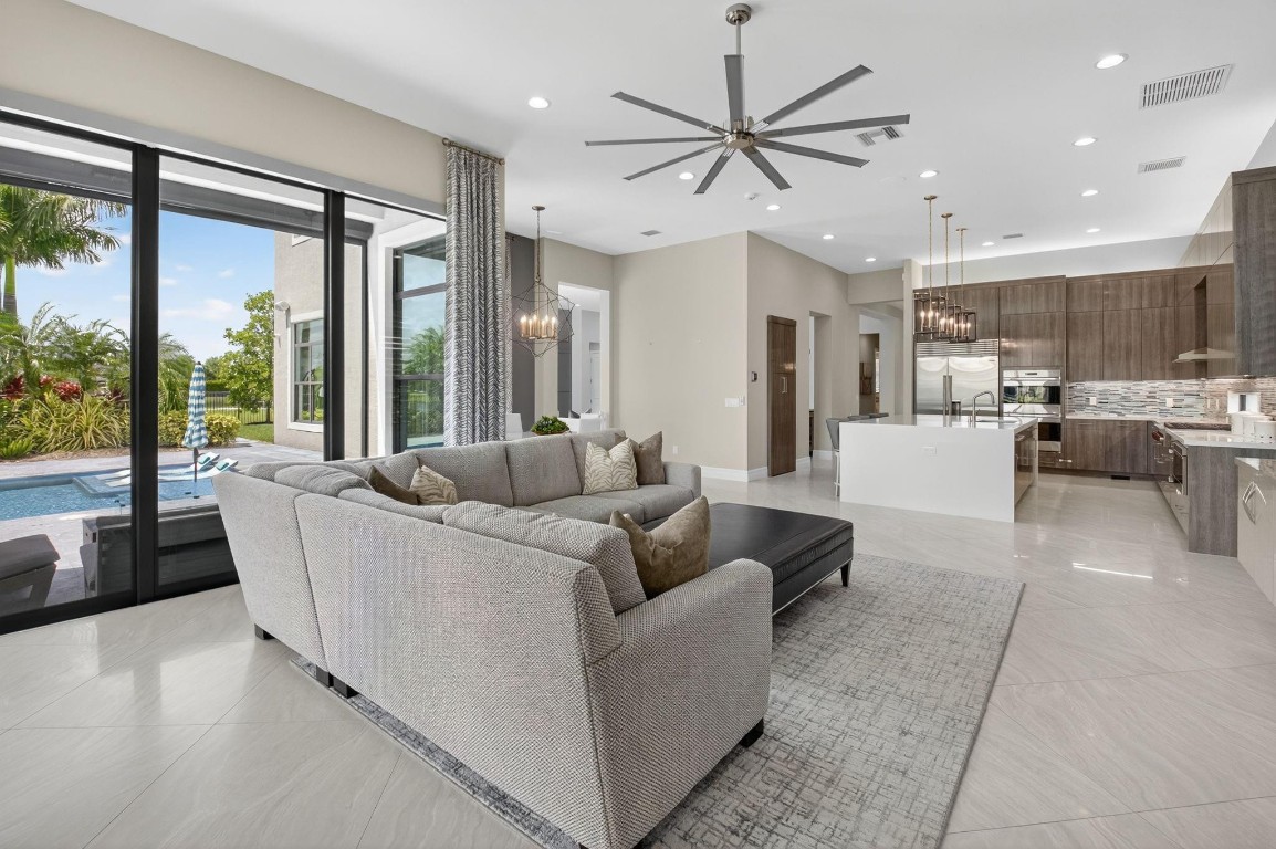 9294 Biaggio, Boca Raton FL 33496