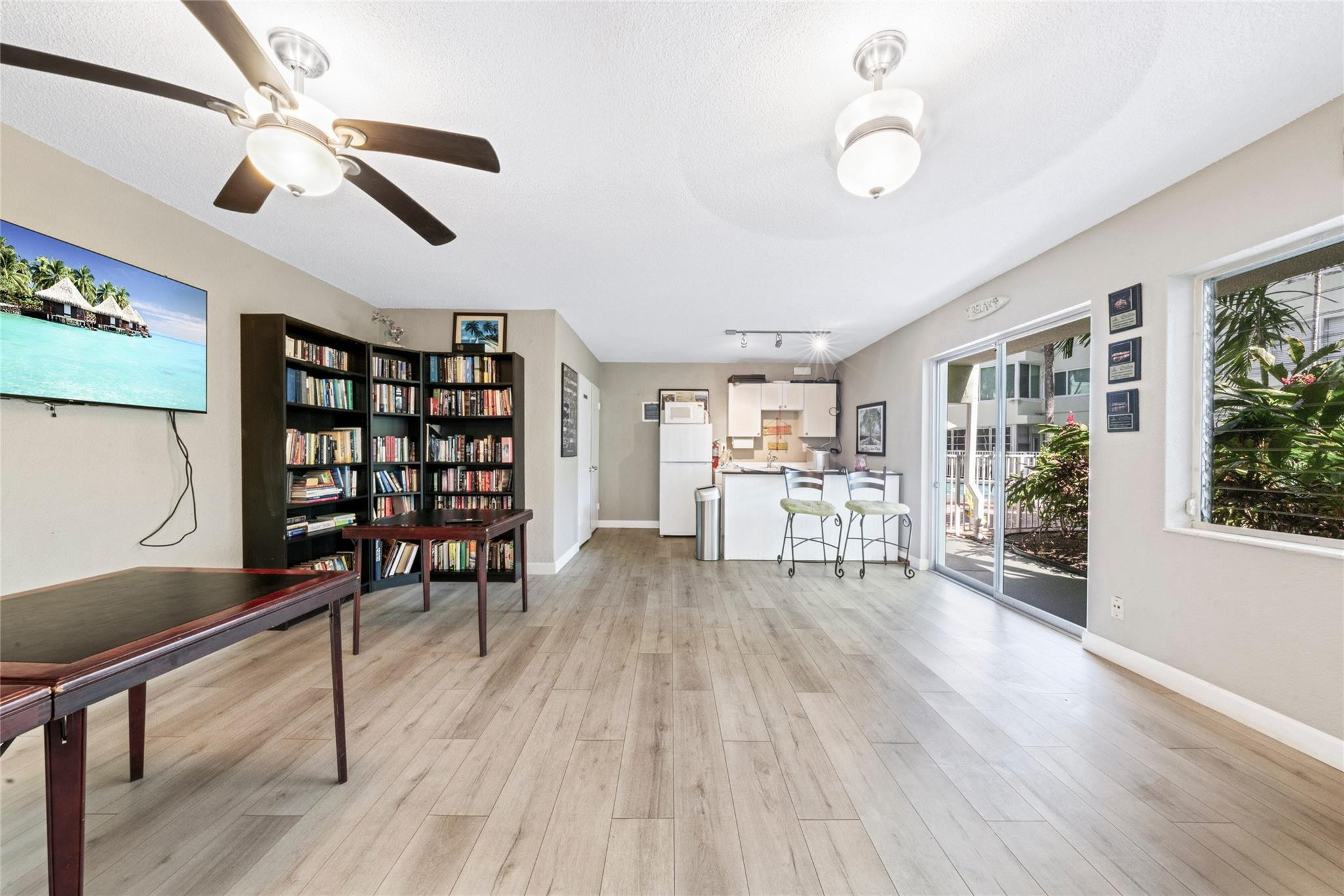 1000 SE 4th #117 & 118, Fort Lauderdale FL 33301
