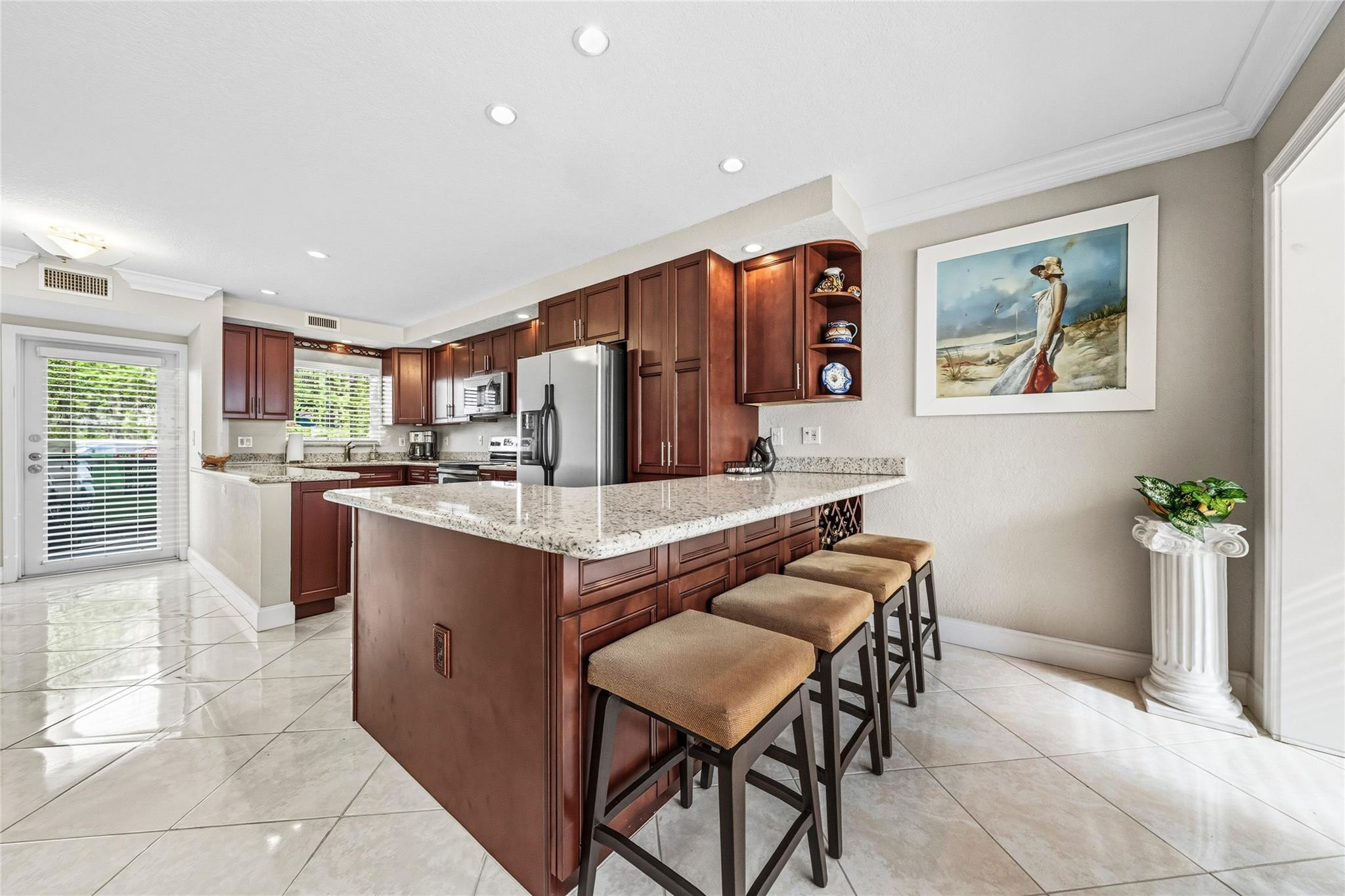 1000 SE 4th #117 & 118, Fort Lauderdale FL 33301