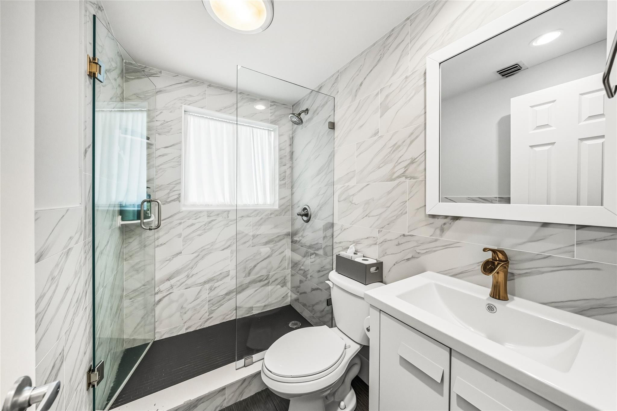 1000 SE 4th #117 & 118, Fort Lauderdale FL 33301