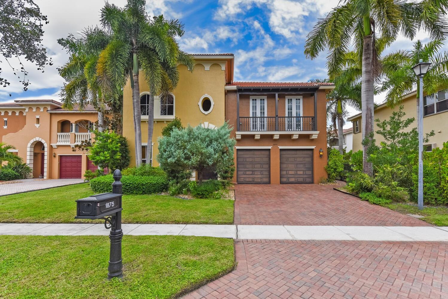 1875 Wood Glen Cir, West Palm Beach FL 33411
