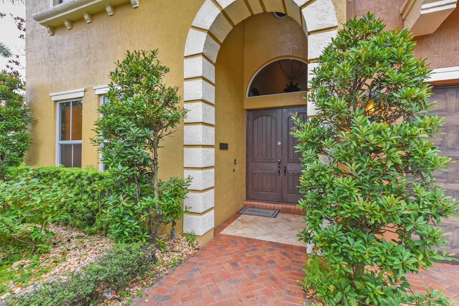 1875 Wood Glen Cir, West Palm Beach FL 33411