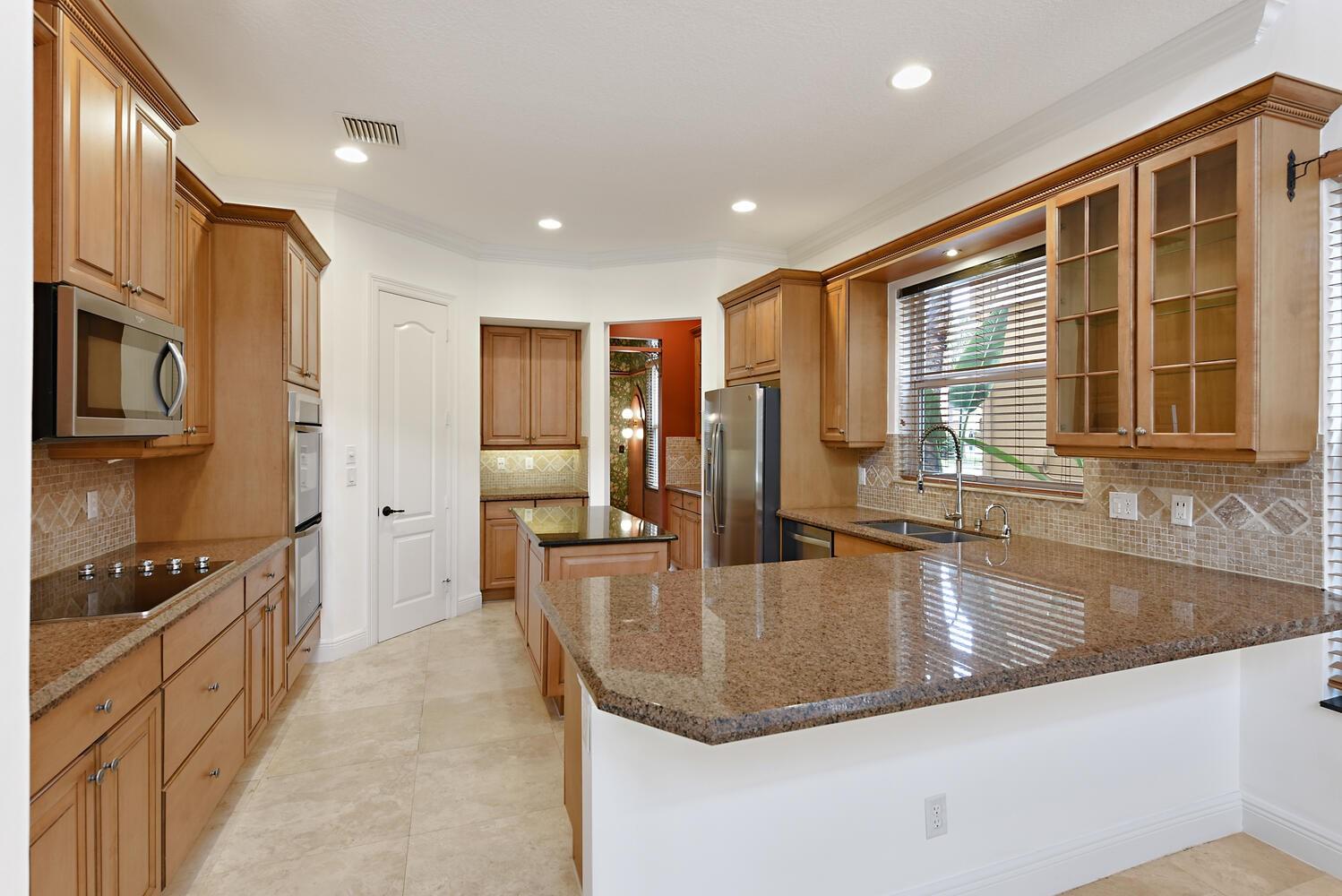 1875 Wood Glen Cir, West Palm Beach FL 33411
