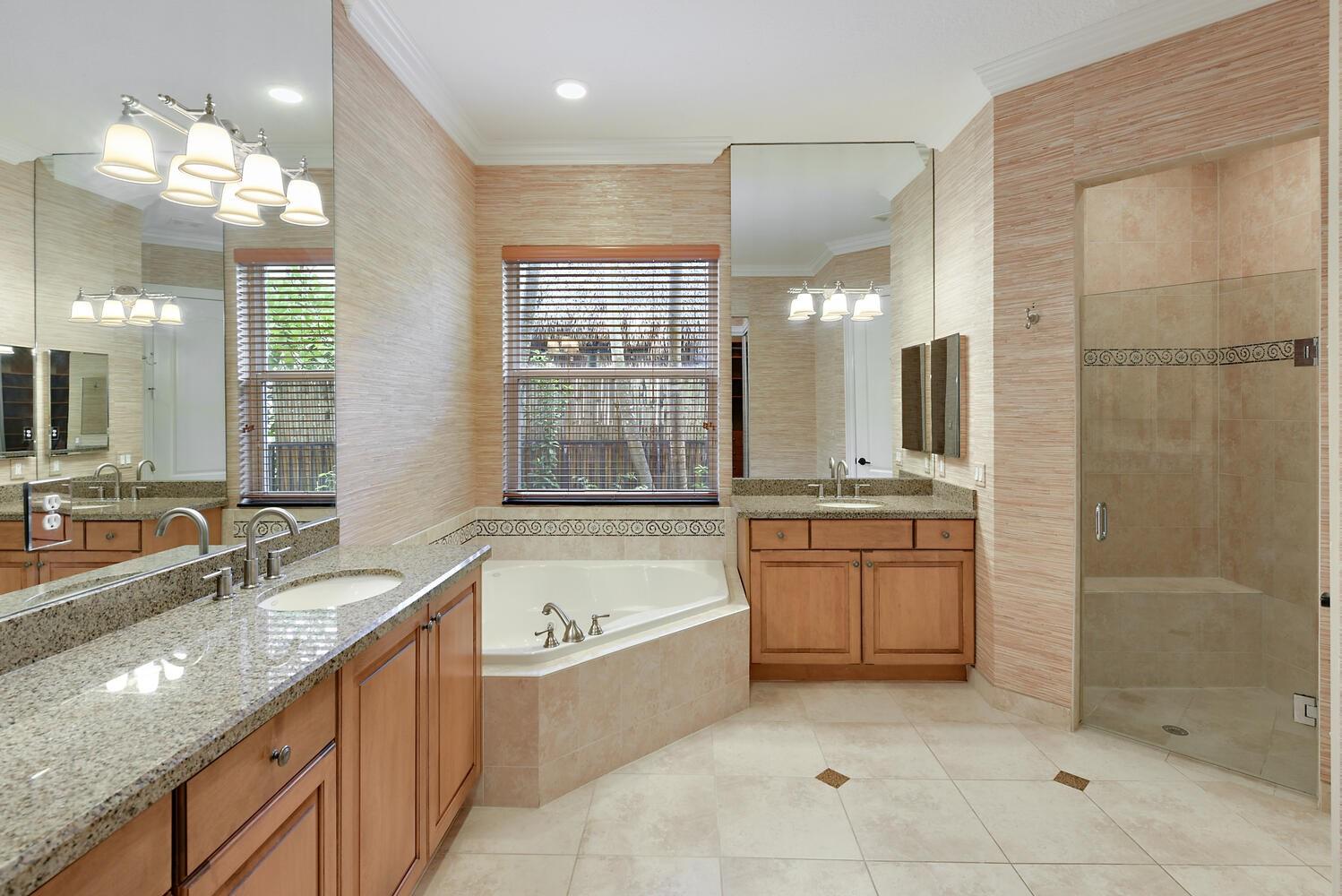 1875 Wood Glen Cir, West Palm Beach FL 33411