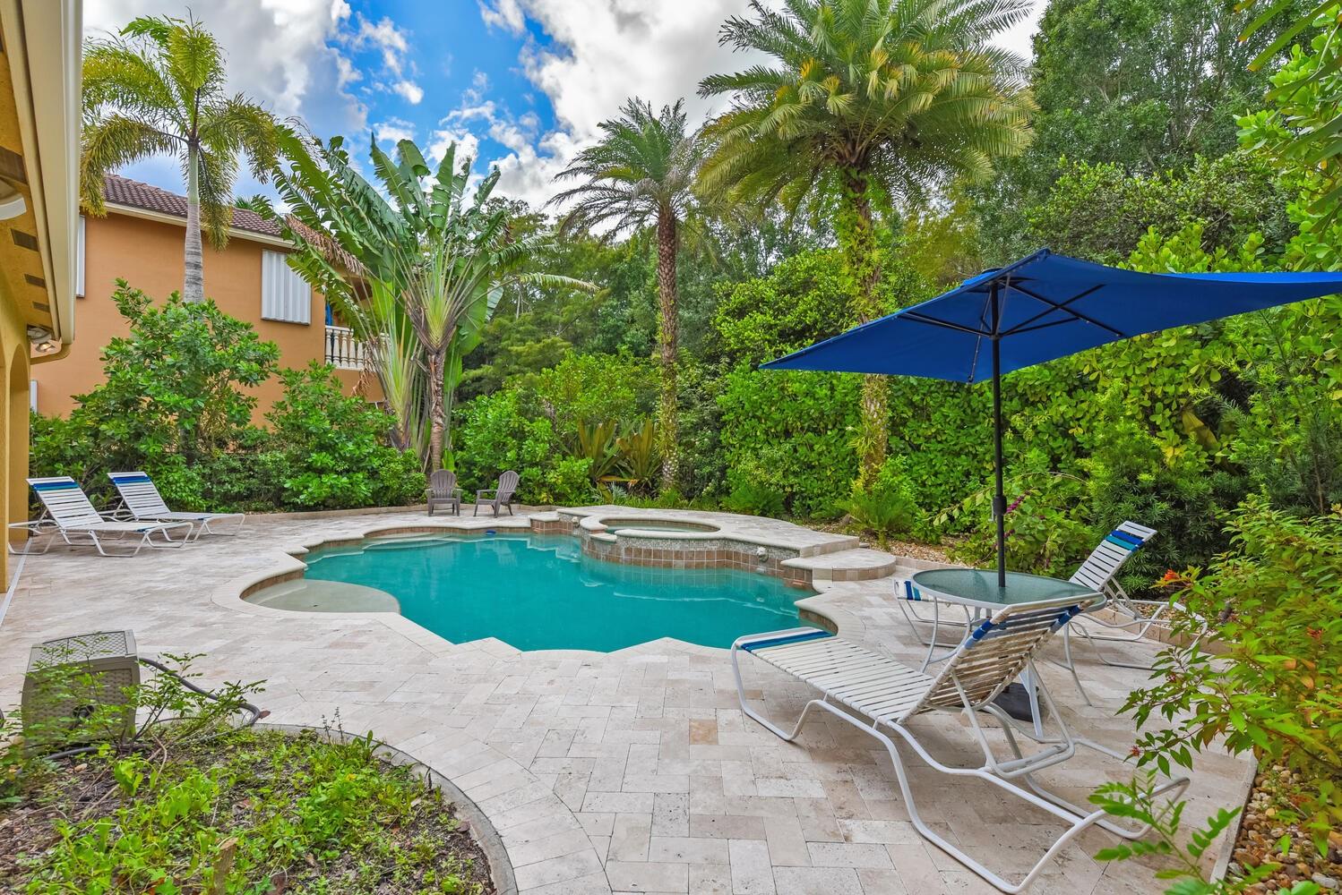 1875 Wood Glen Cir, West Palm Beach FL 33411