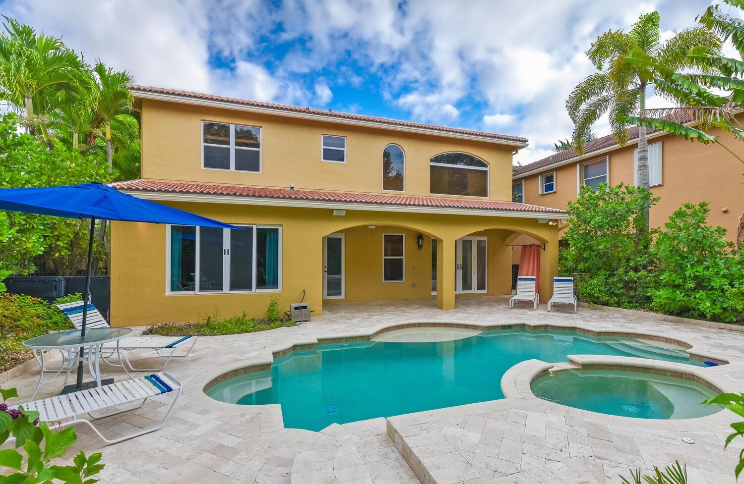 1875 Wood Glen Cir, West Palm Beach FL 33411