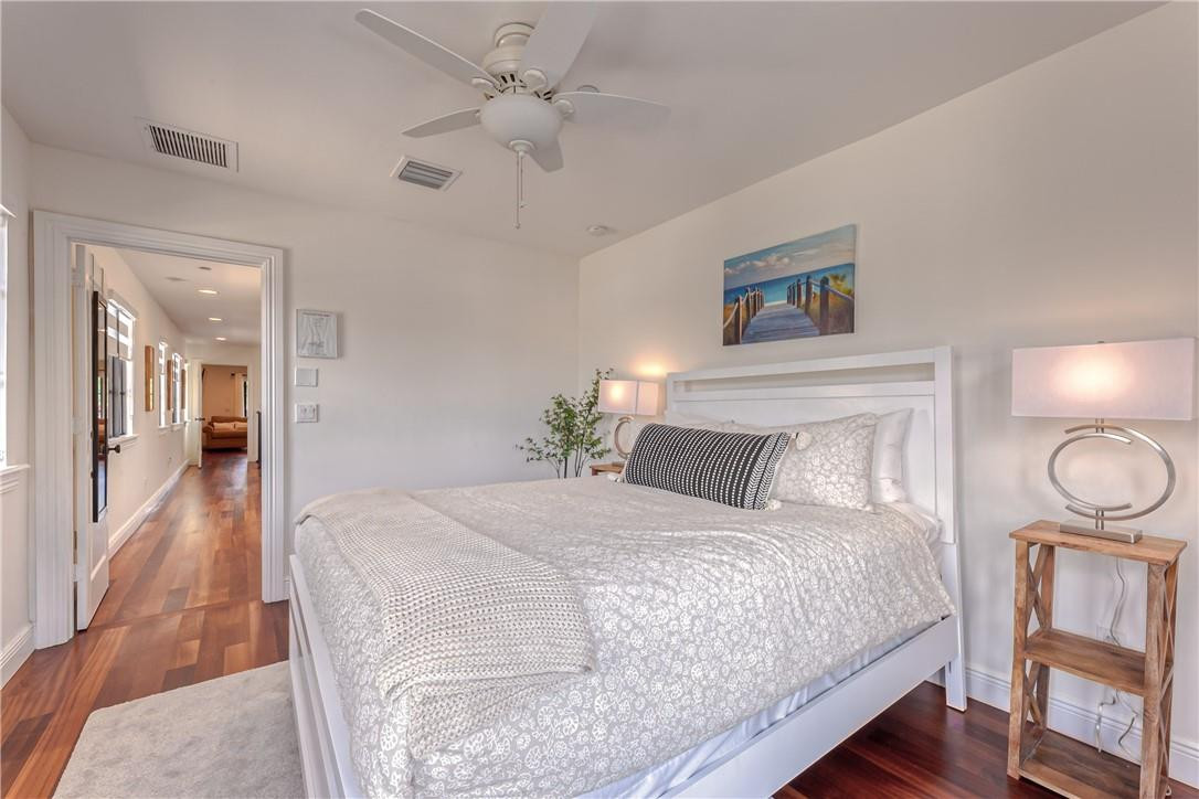 1206 NE 1st #1206, Fort Lauderdale FL 33301