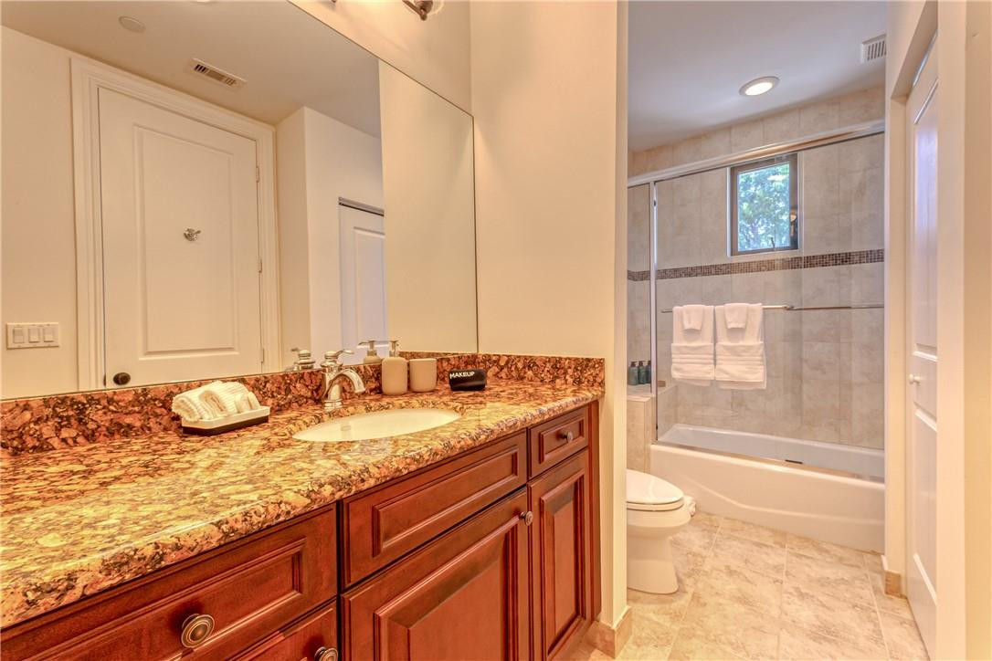 1206 NE 1st #1206, Fort Lauderdale FL 33301
