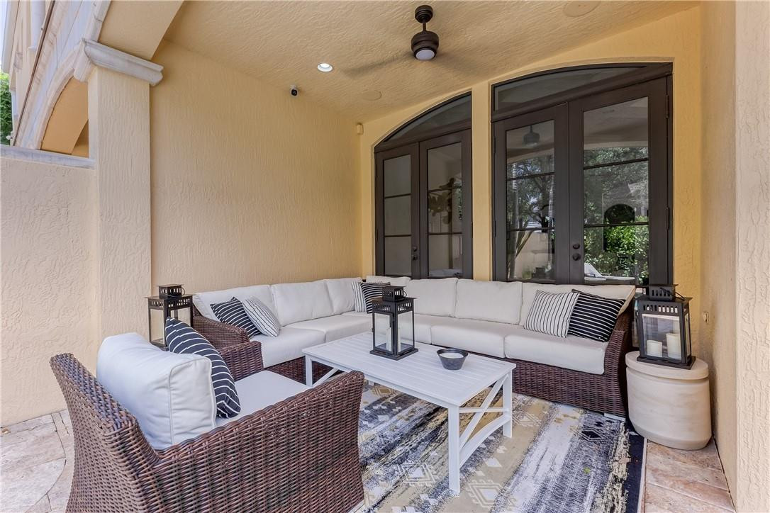1206 NE 1st #1206, Fort Lauderdale FL 33301