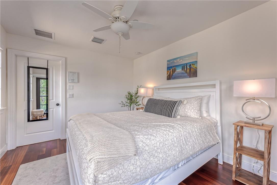 1206 NE 1st #1206, Fort Lauderdale FL 33301