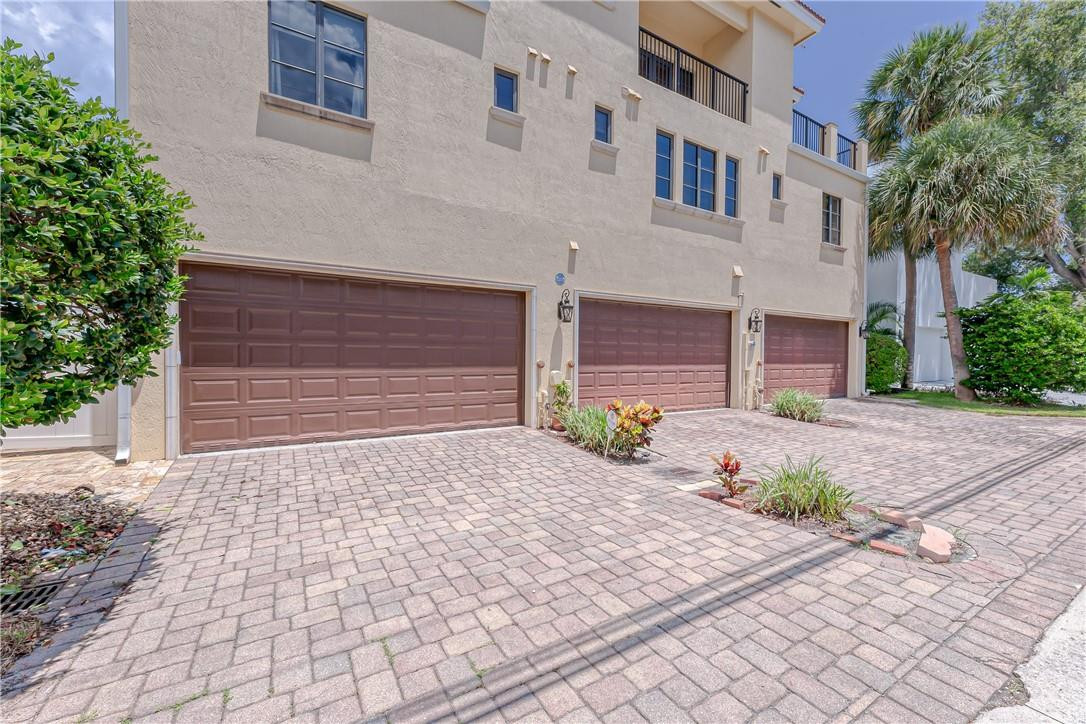 1206 NE 1st #1206, Fort Lauderdale FL 33301