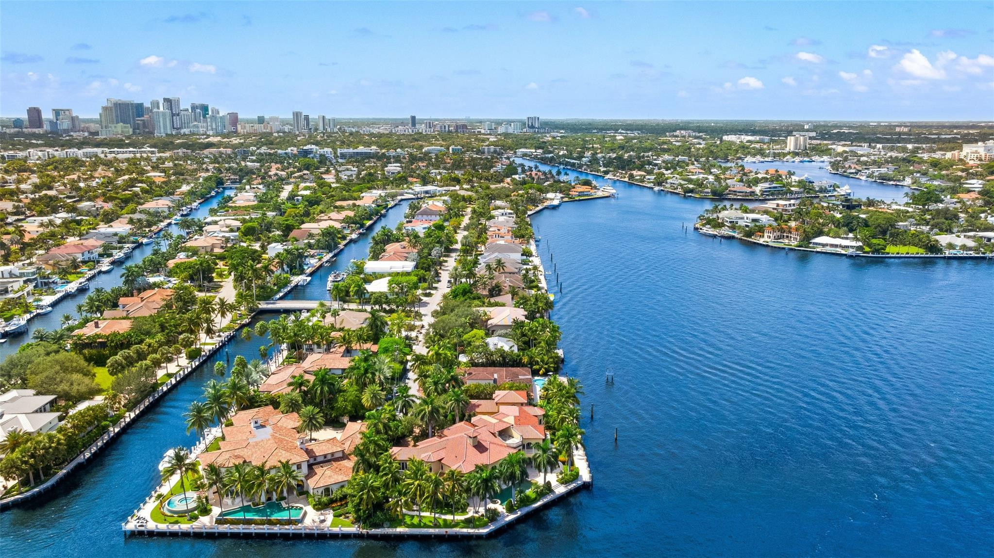 2701 Aqua Vista, Fort Lauderdale FL 33301