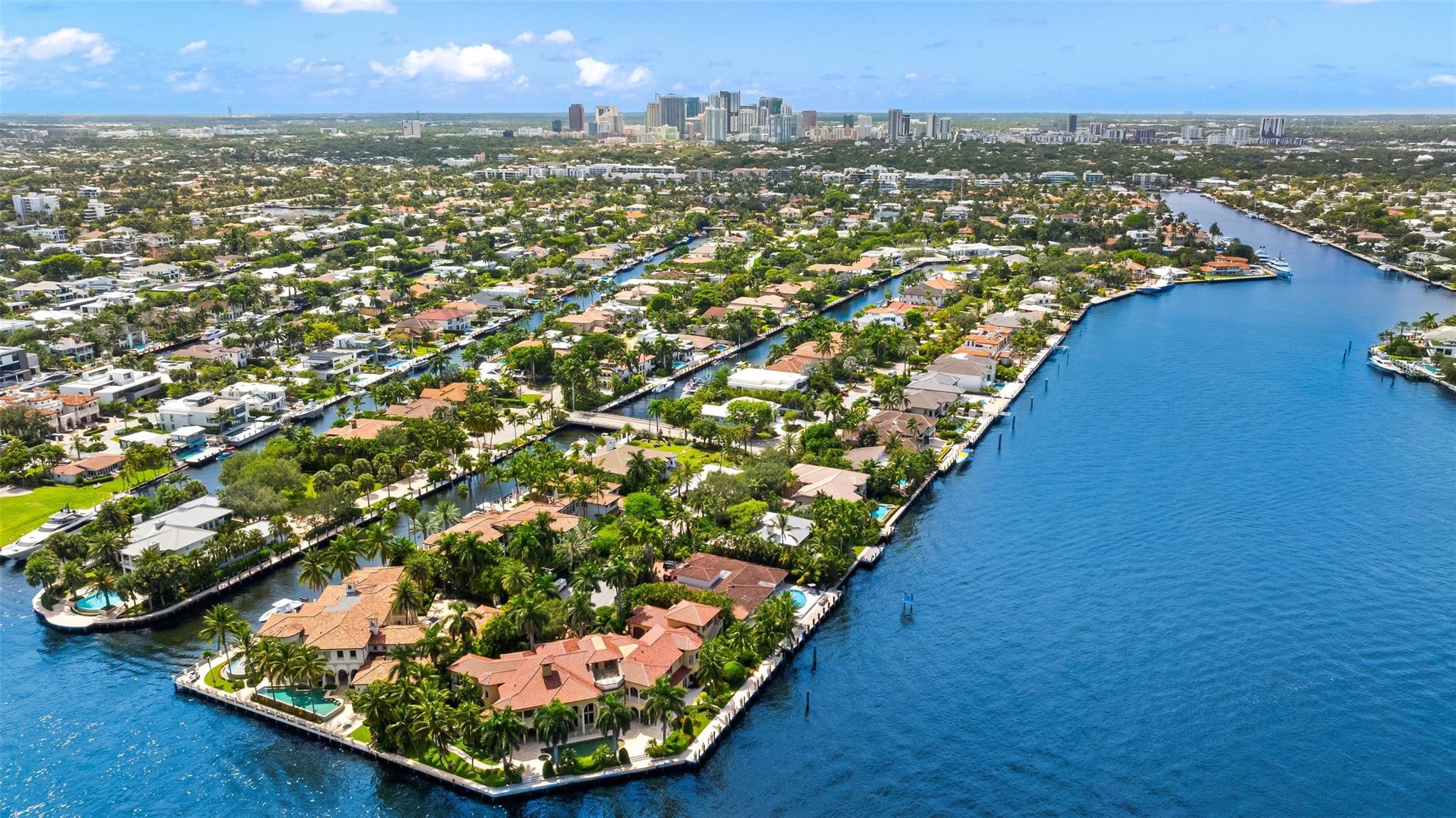 2701 Aqua Vista, Fort Lauderdale FL 33301