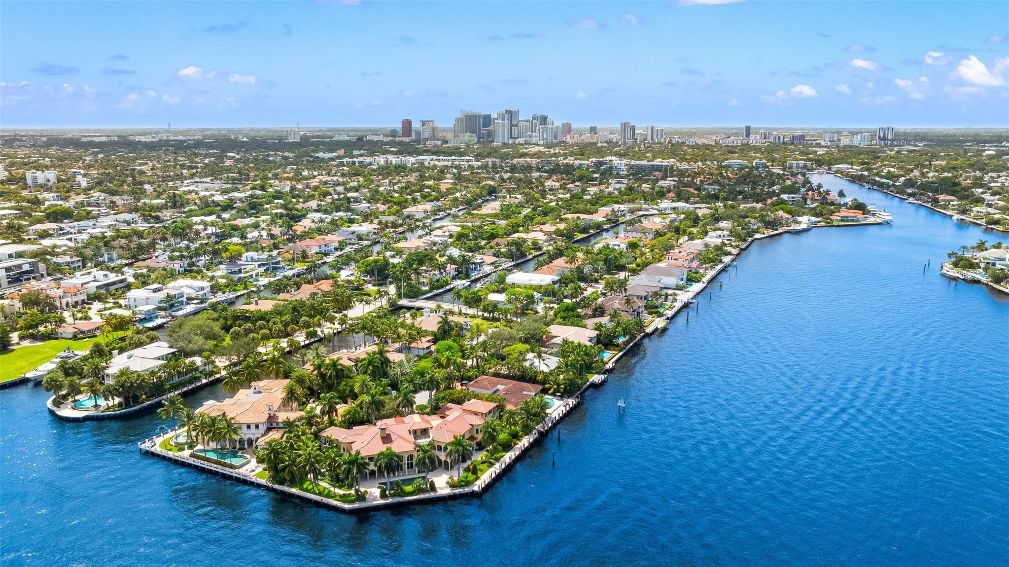 2701 Aqua Vista, Fort Lauderdale FL 33301