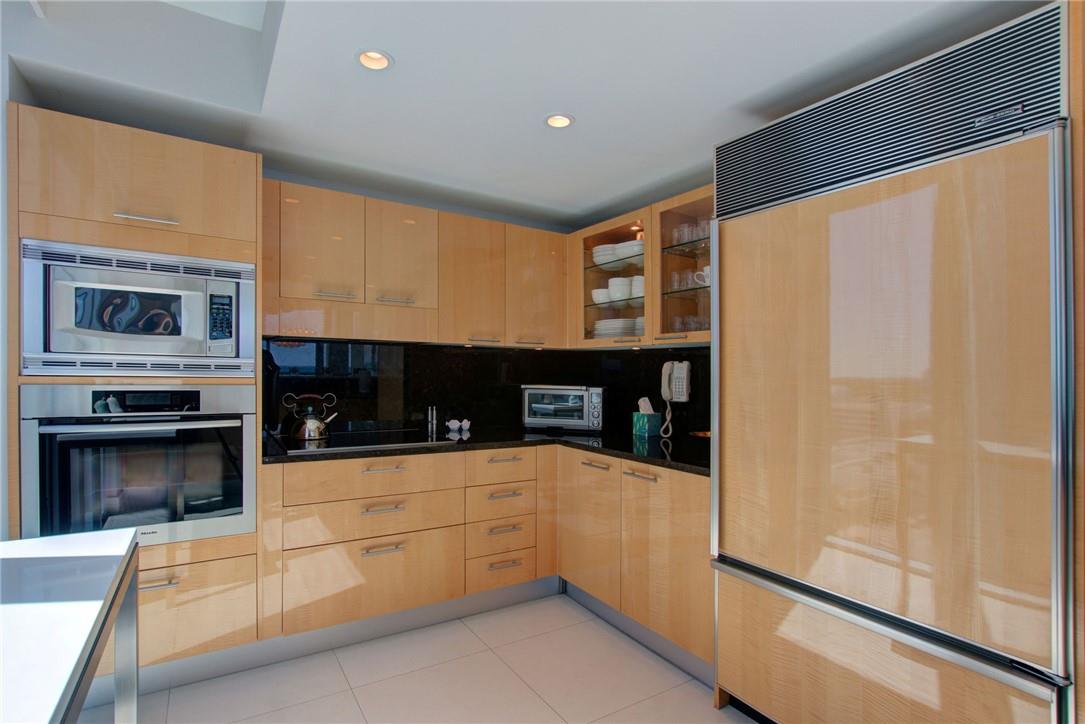 6799 Collins Ave #805, Miami Beach FL 33141