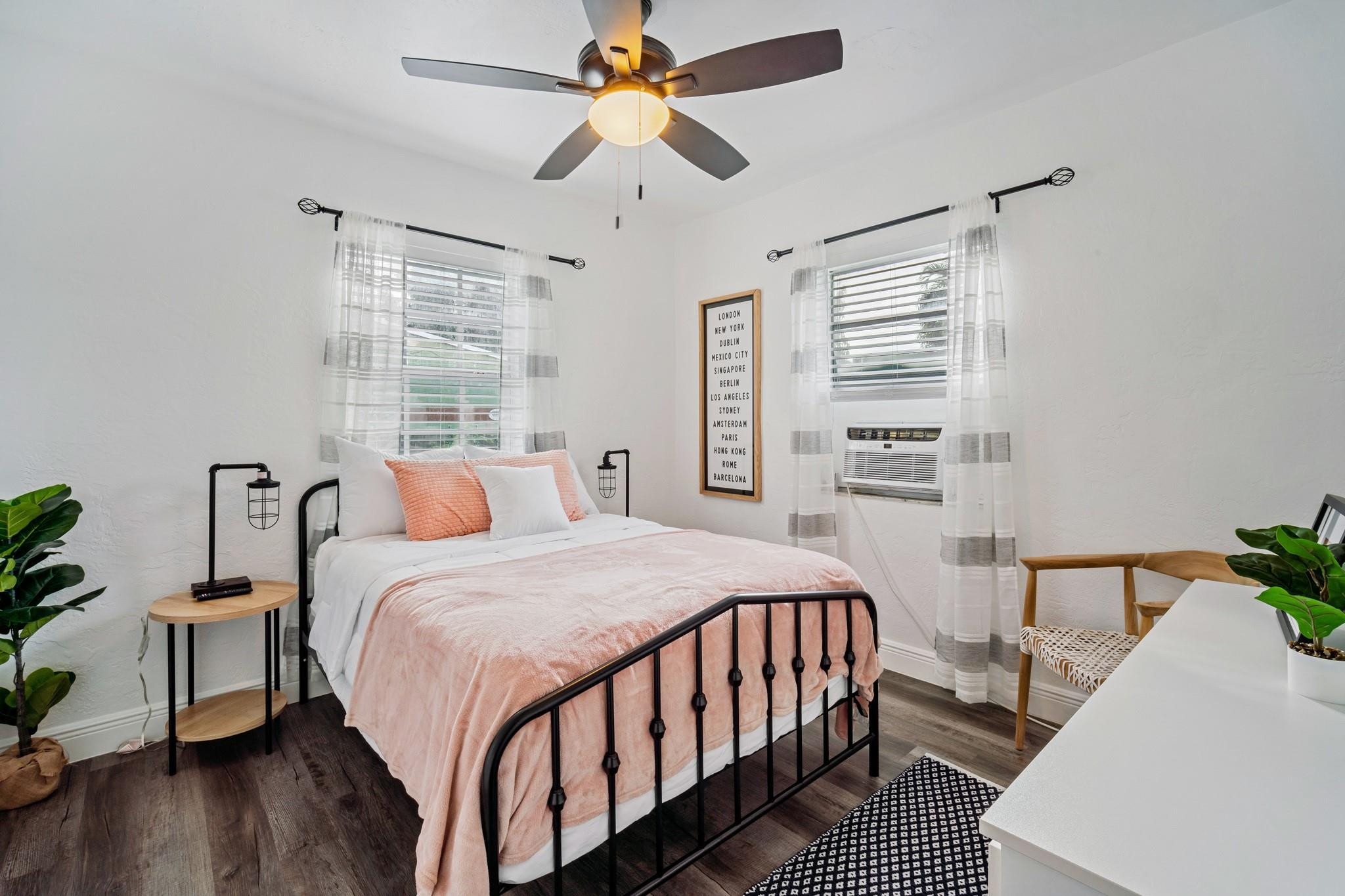 1016 42, Miami FL 33127
