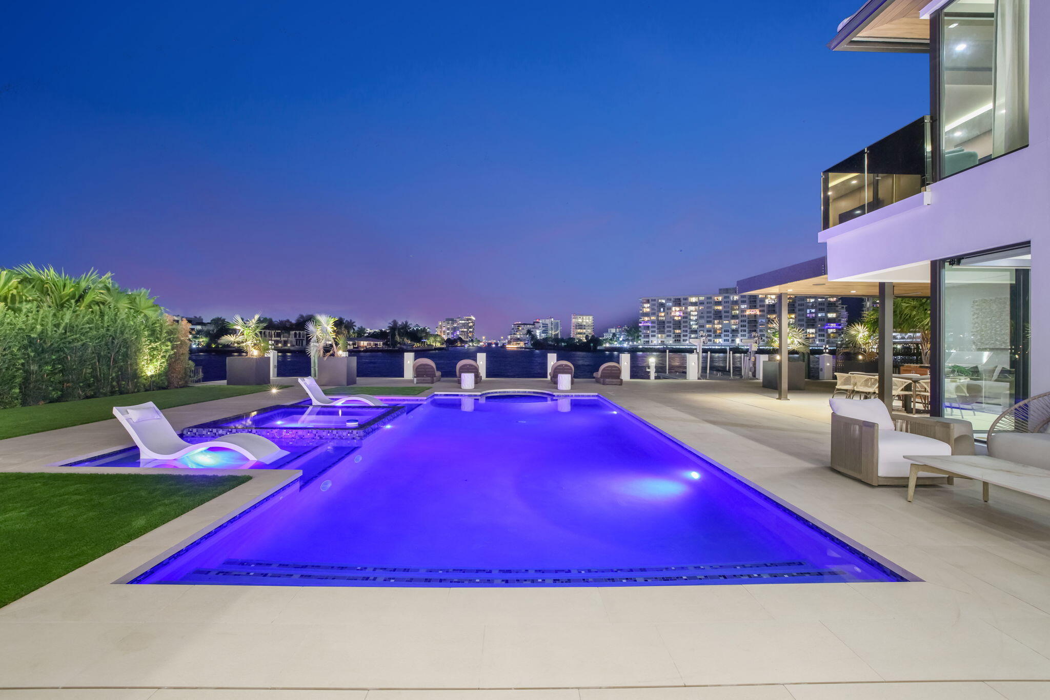 2533 Aqua Vista, Fort Lauderdale FL 33301