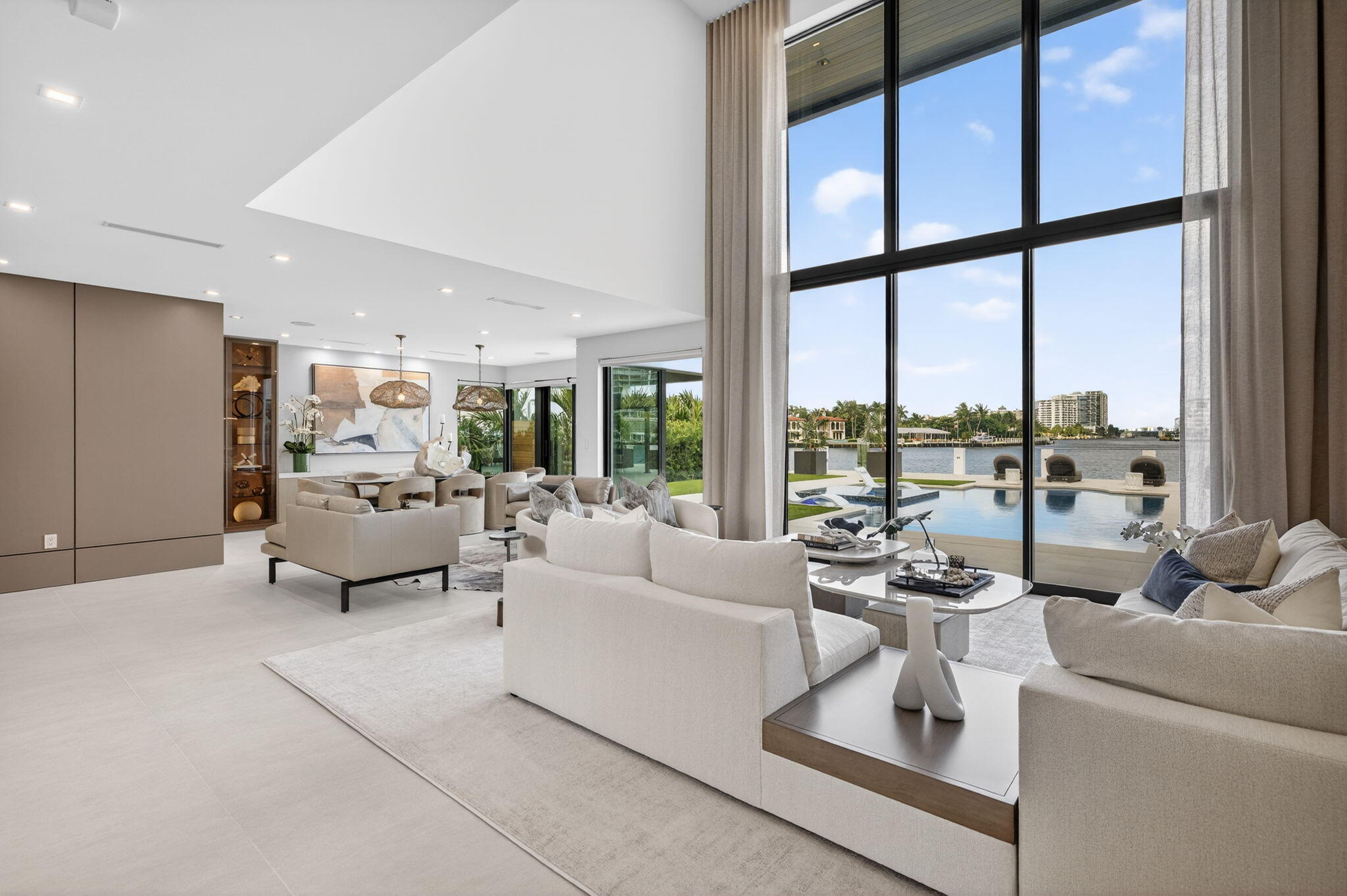 2533 Aqua Vista, Fort Lauderdale FL 33301