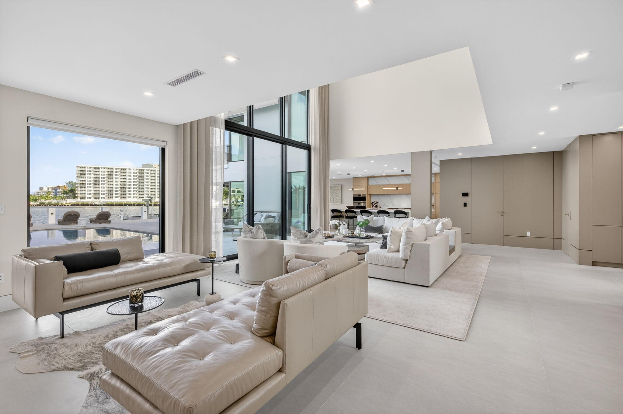 2533 Aqua Vista, Fort Lauderdale FL 33301