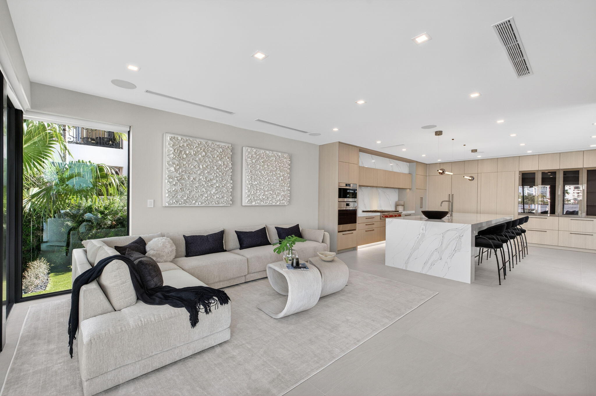 2533 Aqua Vista, Fort Lauderdale FL 33301