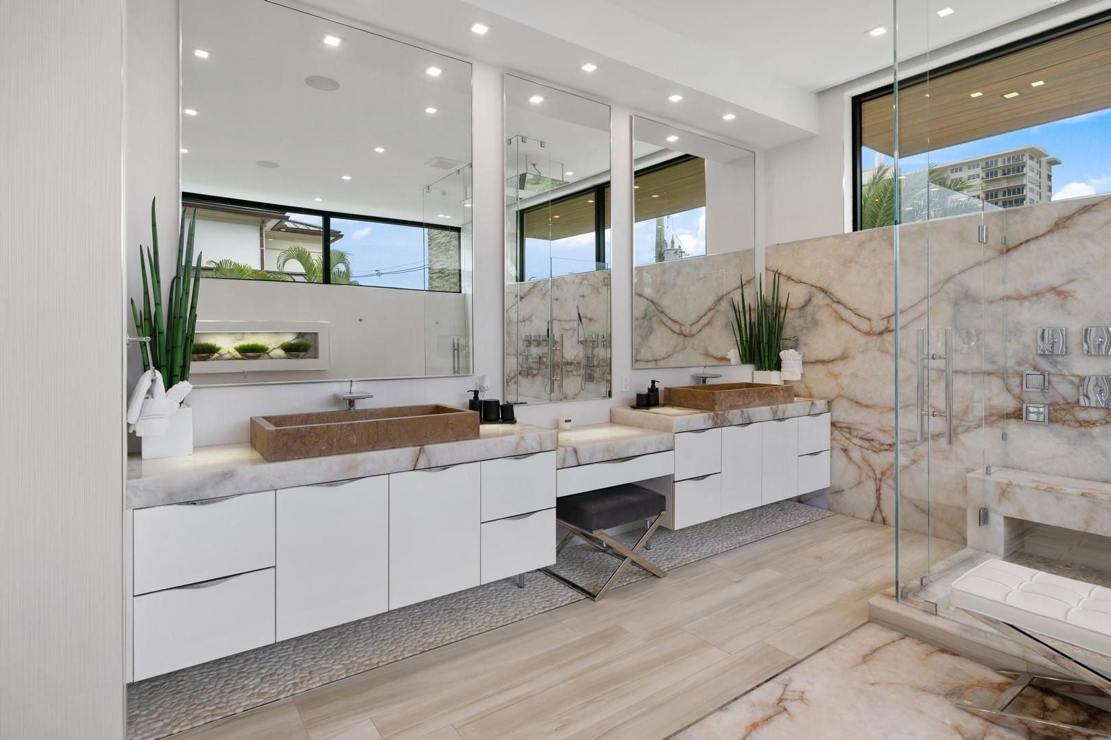 2437 Delmar, Fort Lauderdale FL 33301