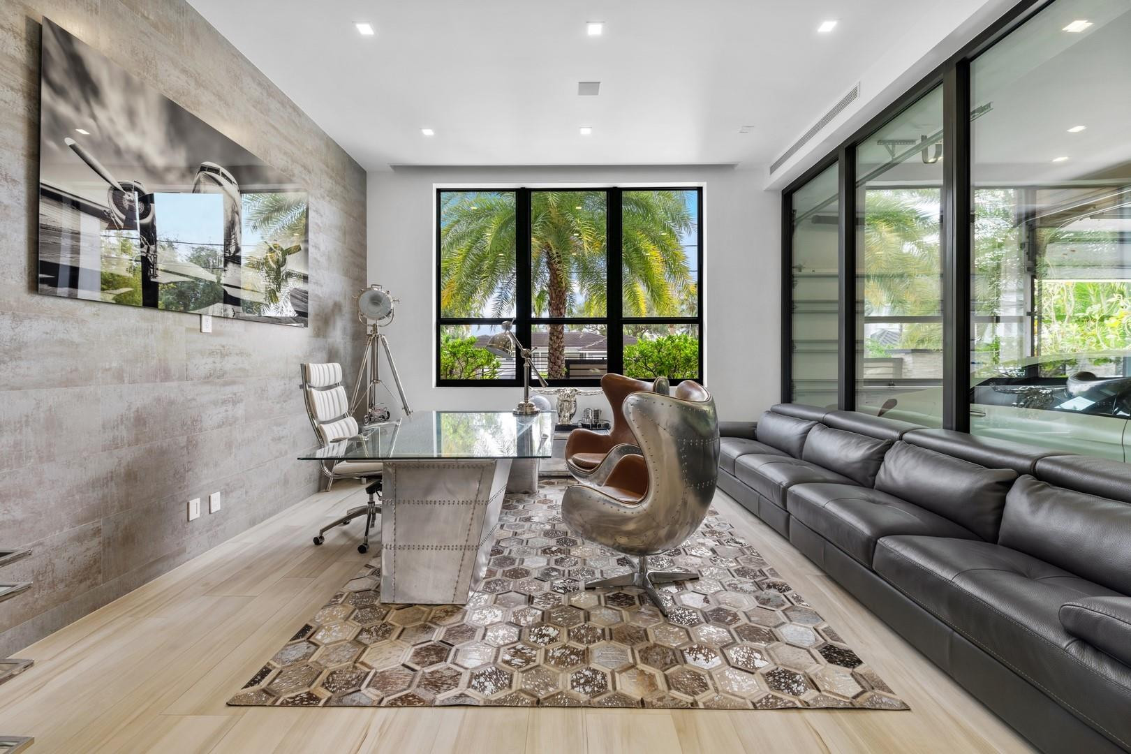 2437 Delmar, Fort Lauderdale FL 33301