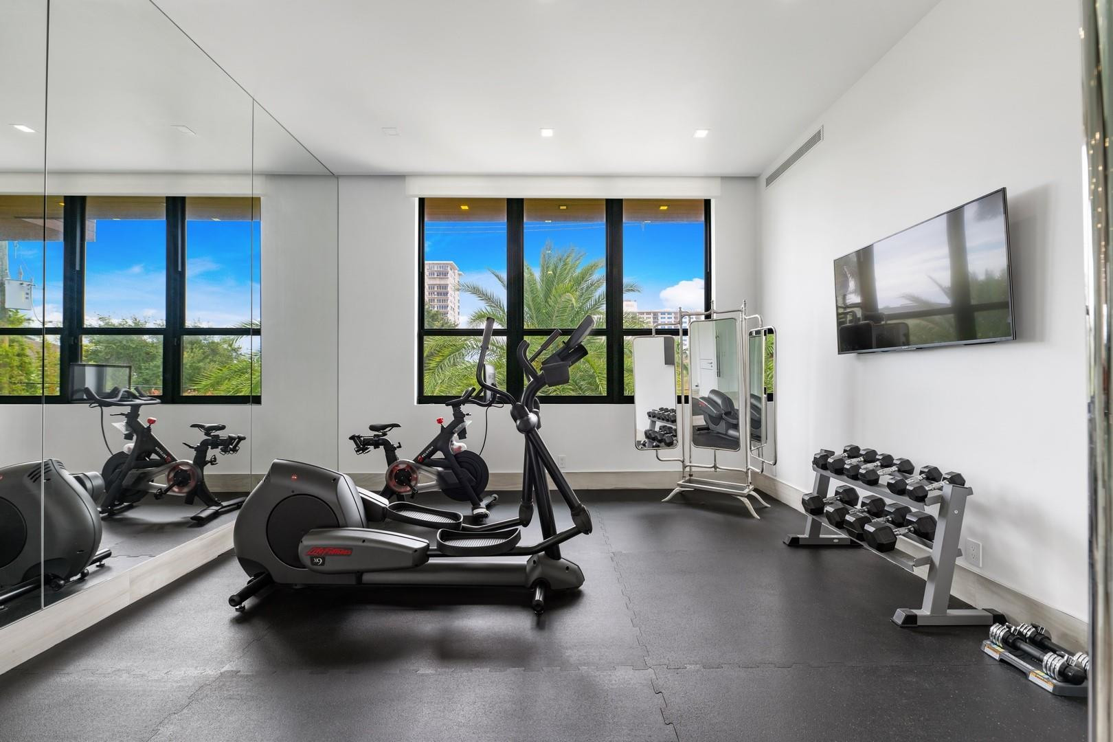2437 Delmar, Fort Lauderdale FL 33301