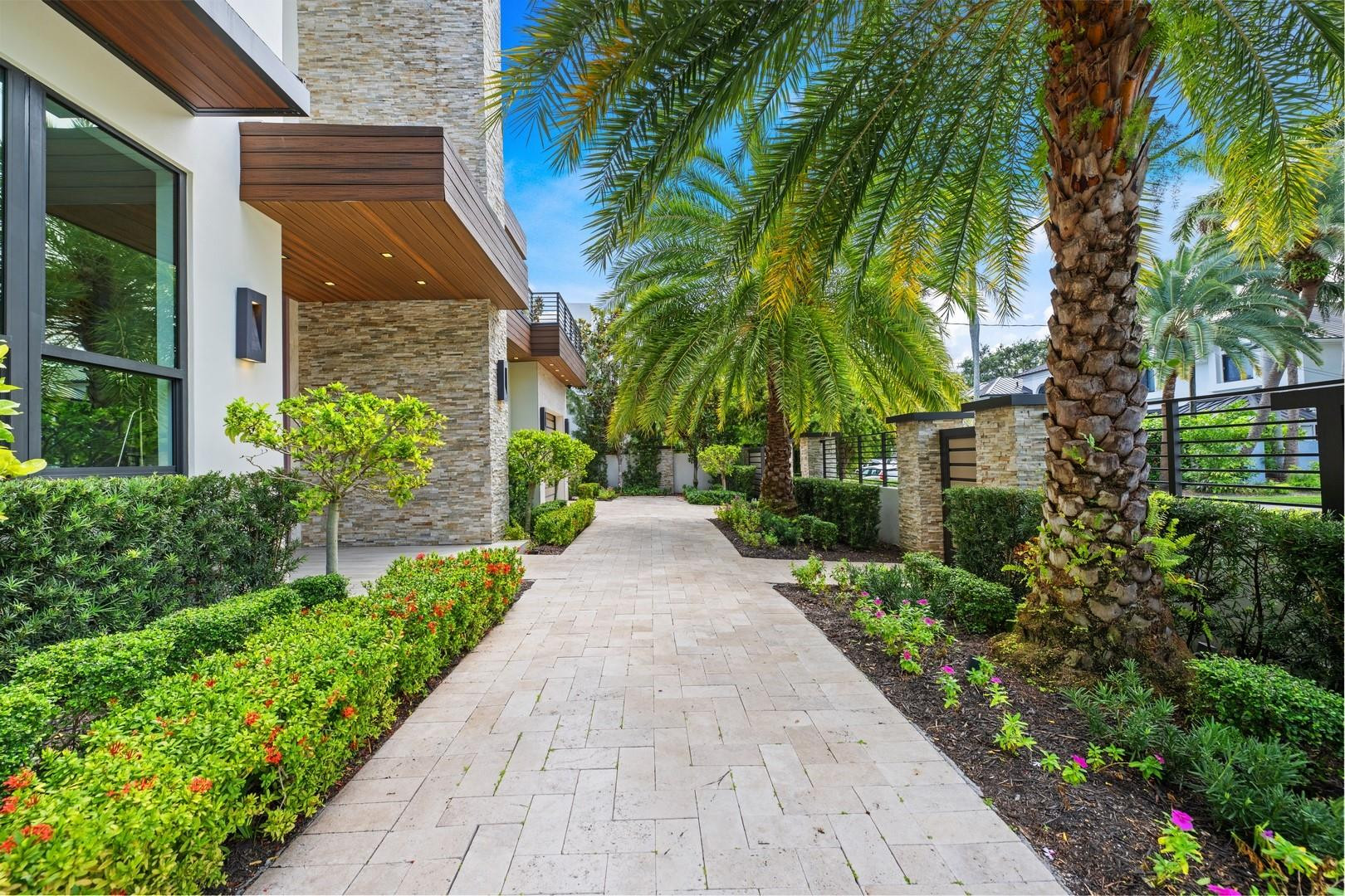 2437 Delmar, Fort Lauderdale FL 33301