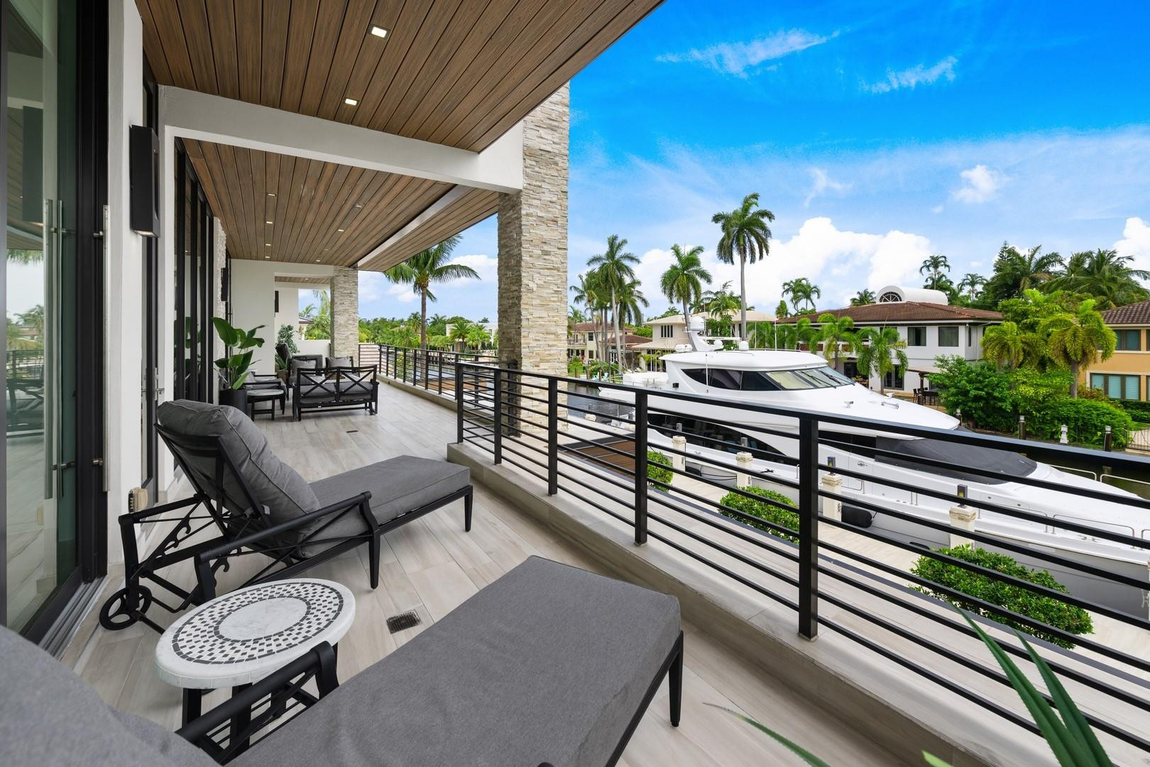 2437 Delmar, Fort Lauderdale FL 33301