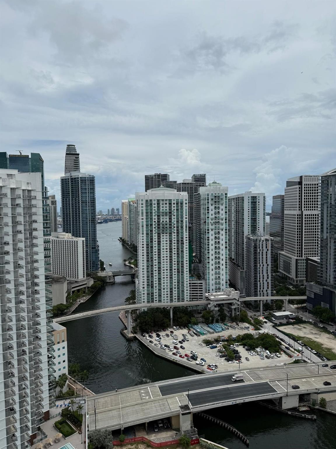 90 SW 3rd St #3912, Miami FL 33130