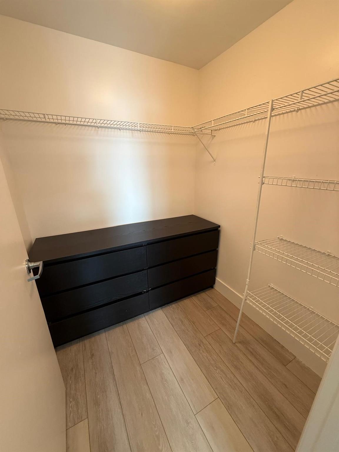 90 SW 3rd St #3912, Miami FL 33130
