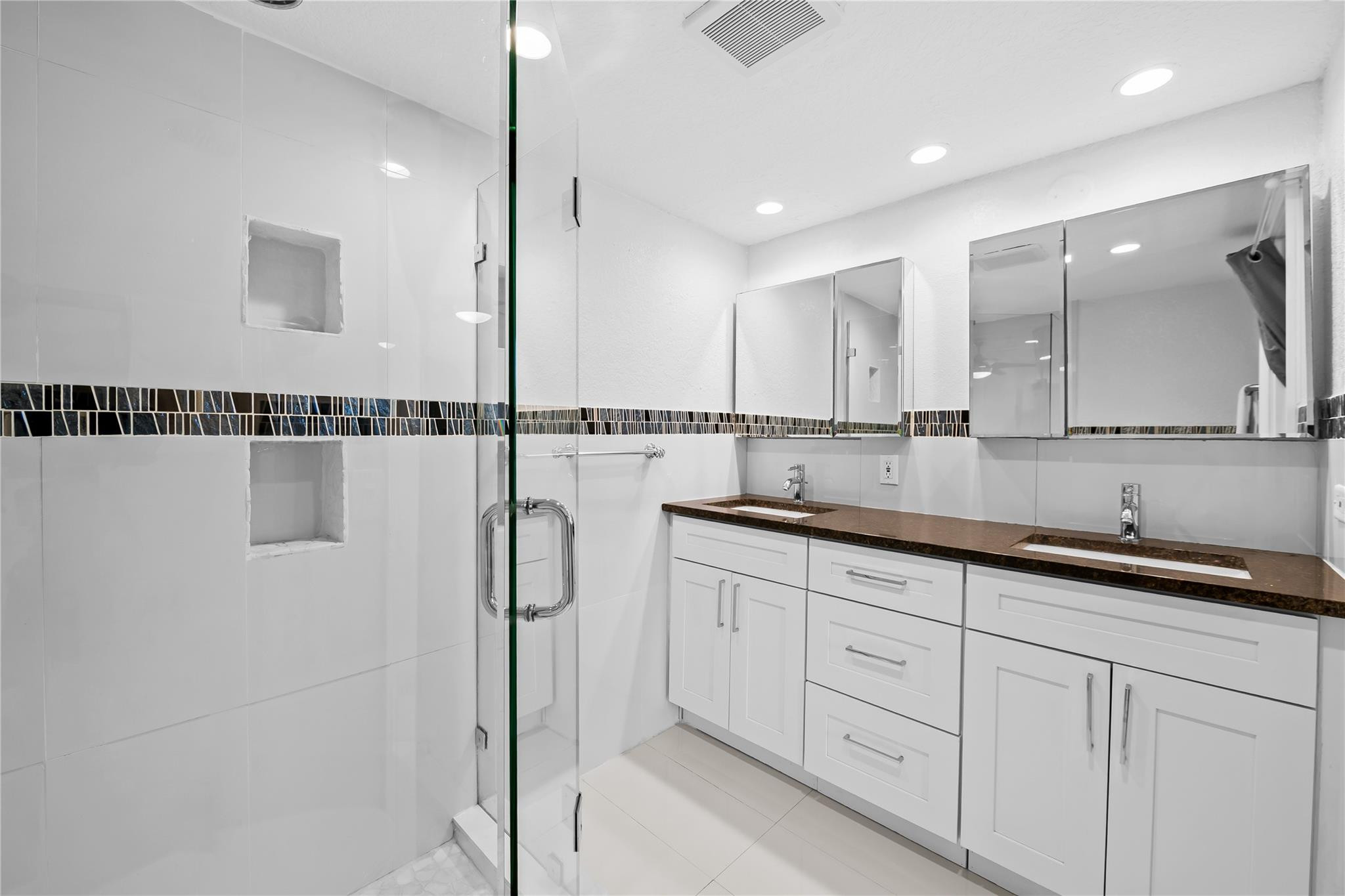 4800 Bayview #306, Fort Lauderdale FL 33308