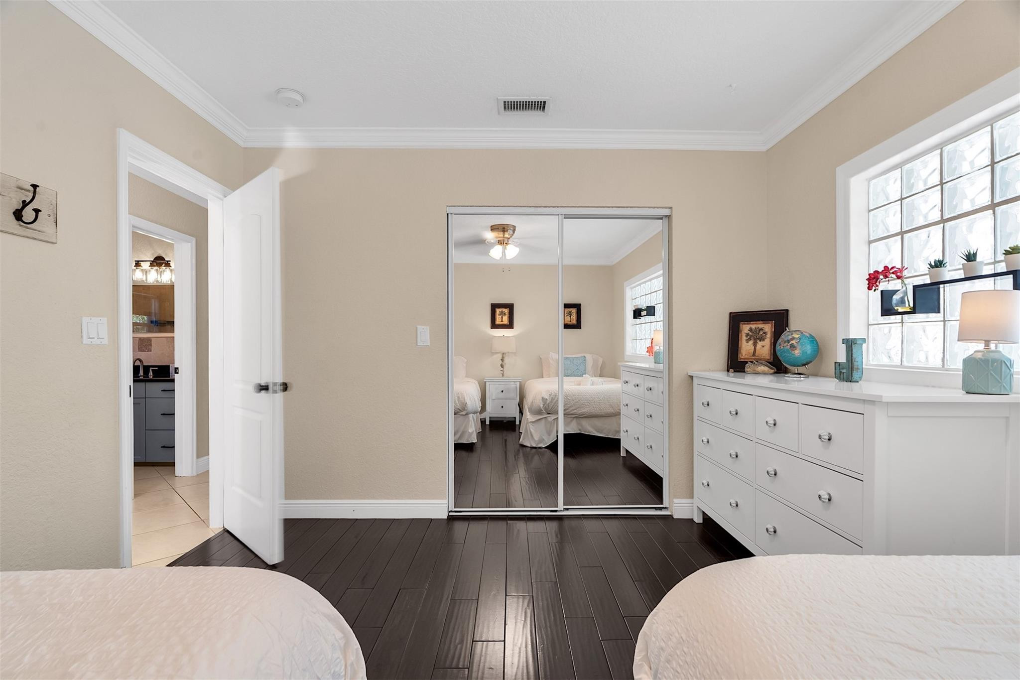 3221 Seaward, Lauderdale By The Sea FL 33062