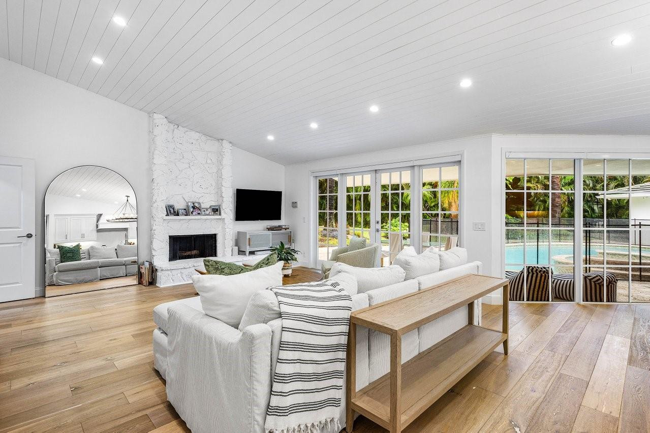 17844 Scarsdale, Boca Raton FL 33496