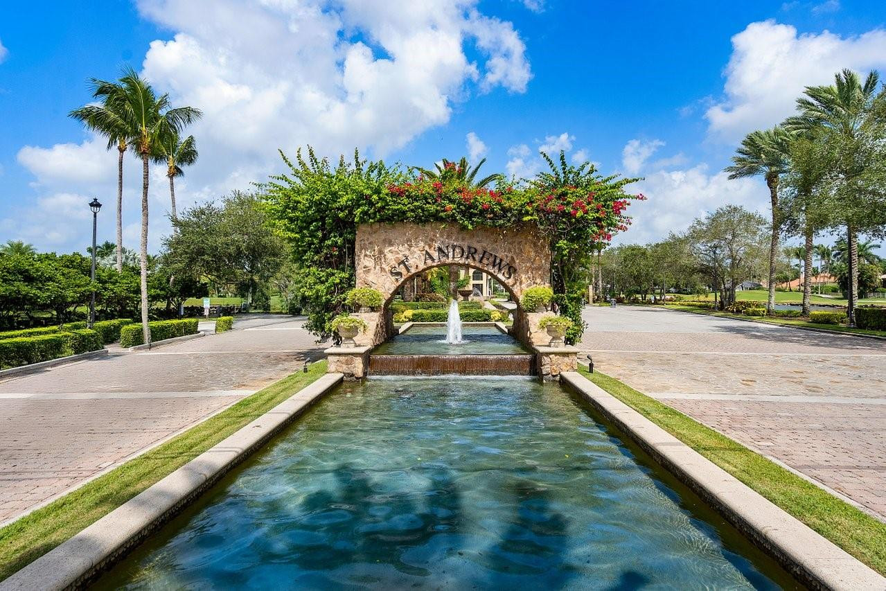 17844 Scarsdale, Boca Raton FL 33496