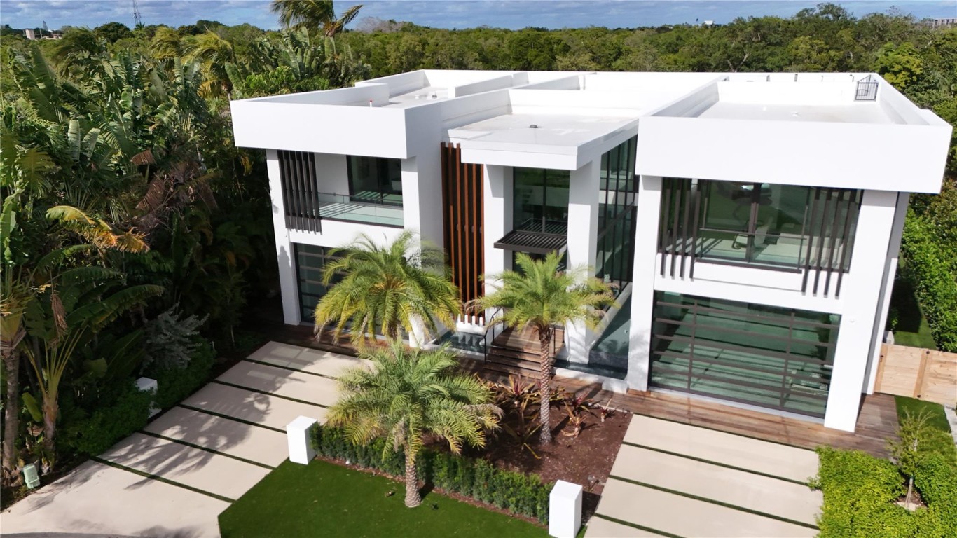 681 Golden Harbour, Boca Raton FL 33432